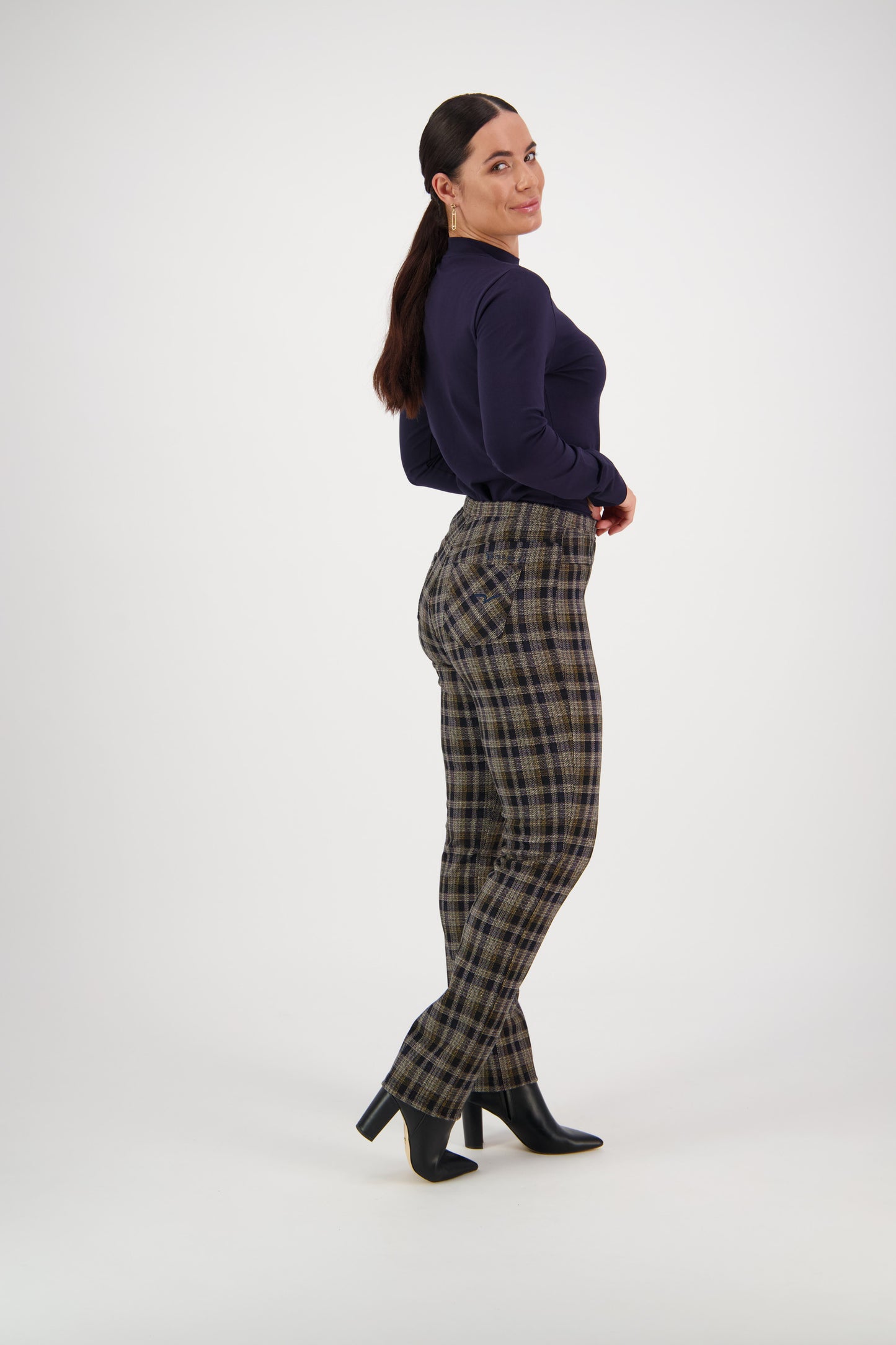 234B Newport - Slim Leg Full Length Pull On - Vassalli