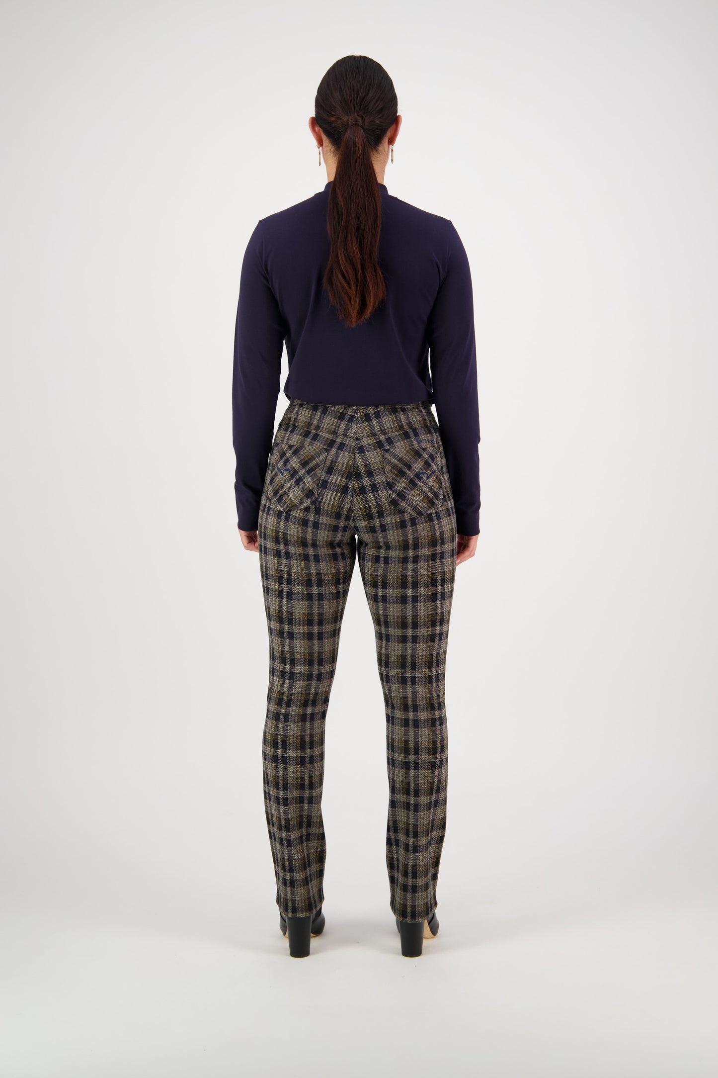 234B Newport - Slim Leg Full Length Pull On - Vassalli