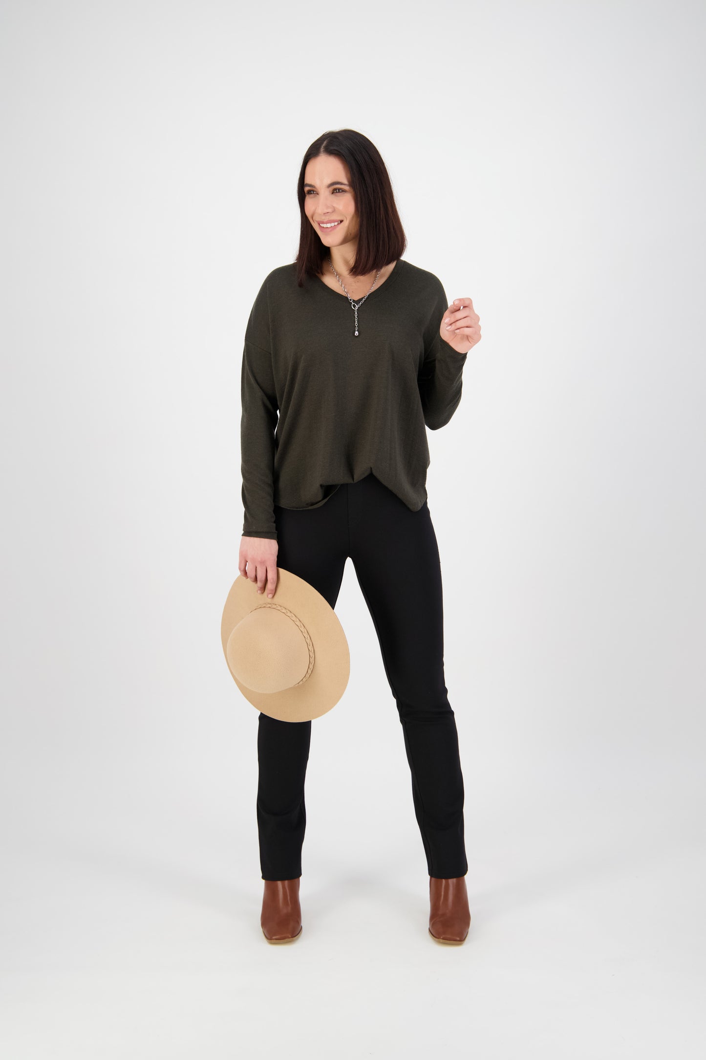 234 Black - Slim Leg Full Length Ponti Pull On - Vassalli
