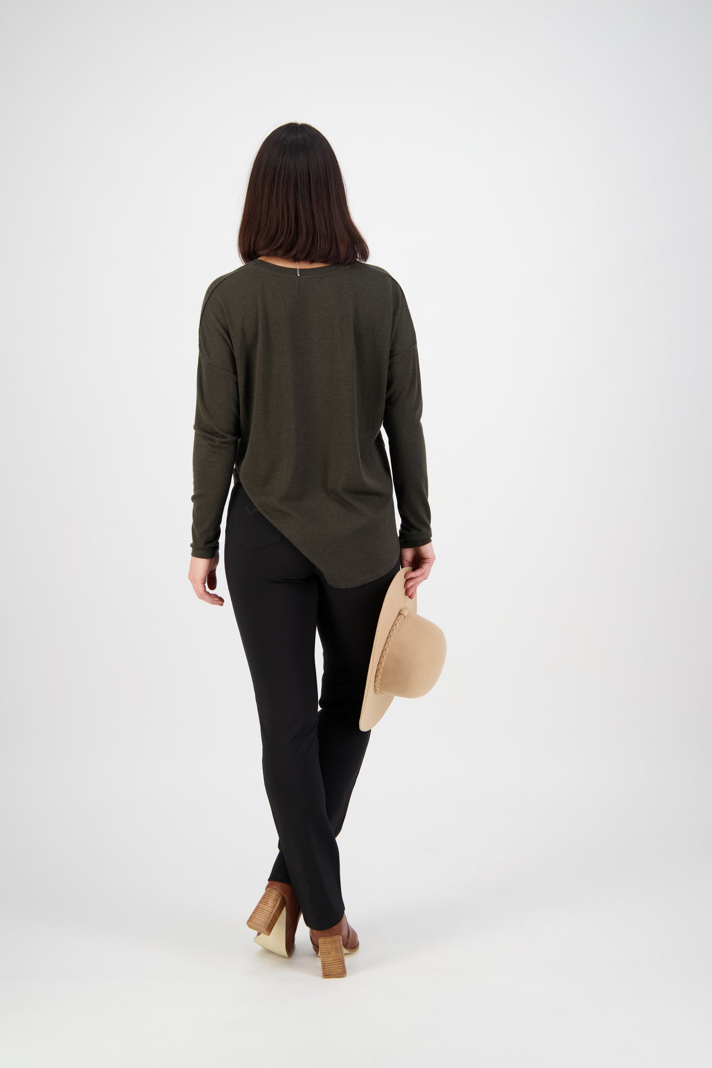 234 Black - Slim Leg Full Length Ponti Pull On - Vassalli