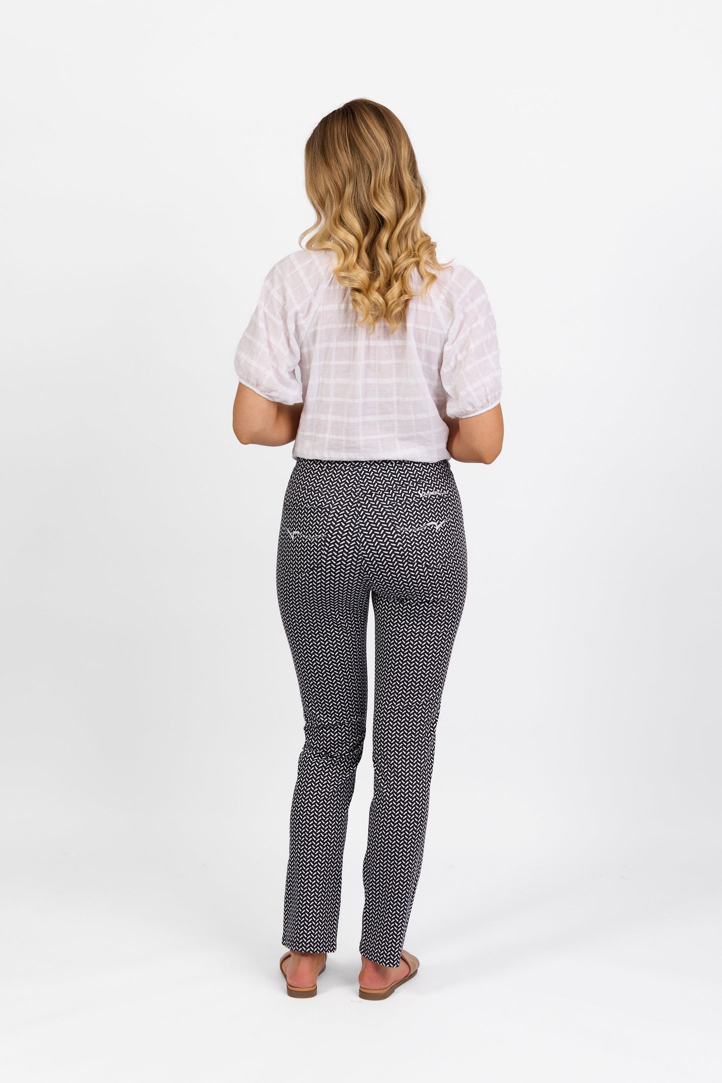 234LW Nori - Printed Slim Leg Full Length Lightweight Pull On - Vassalli