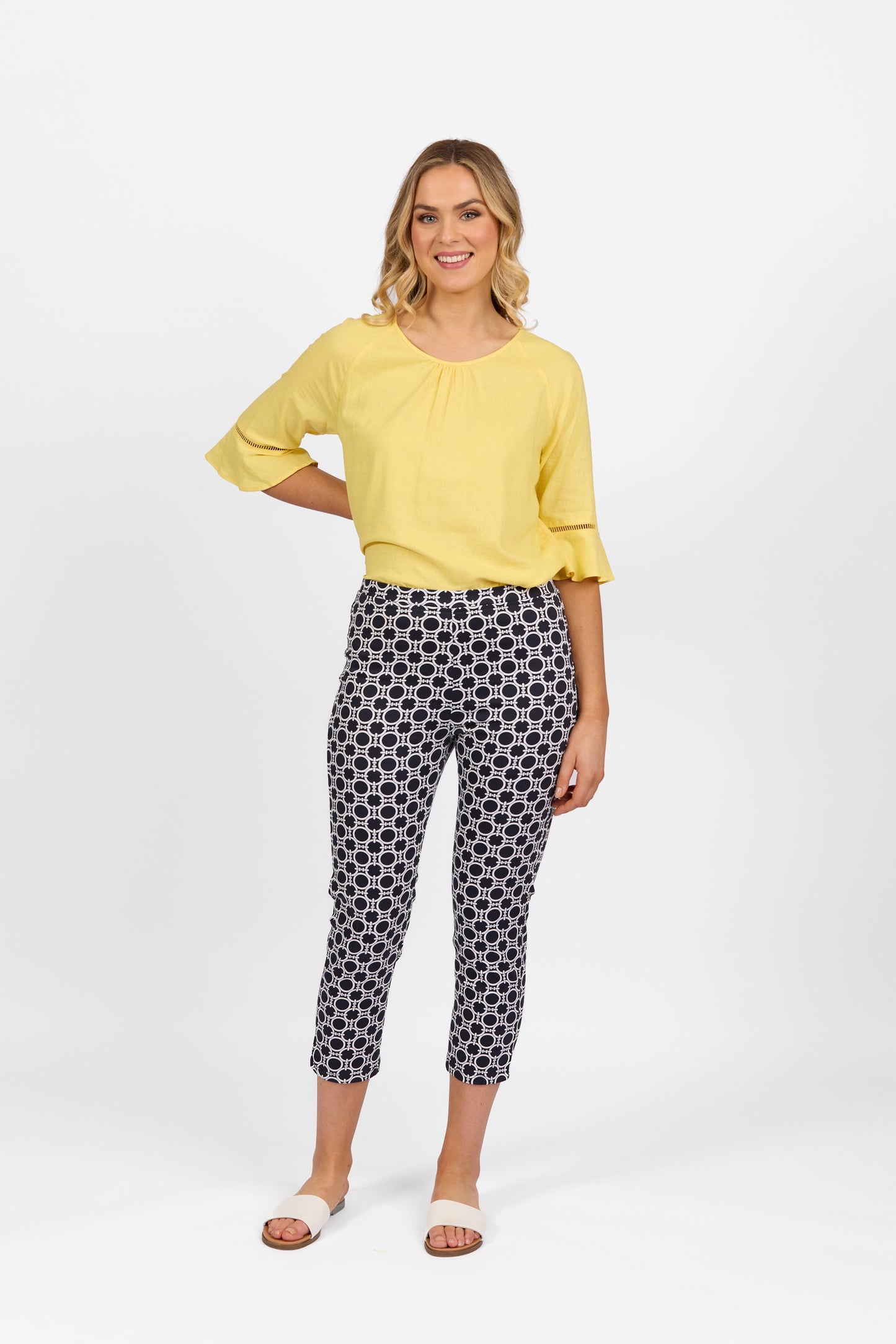 271LW Arlo - Printed Skinny Leg 7/8 Length Lightweight Pull On - Vassalli