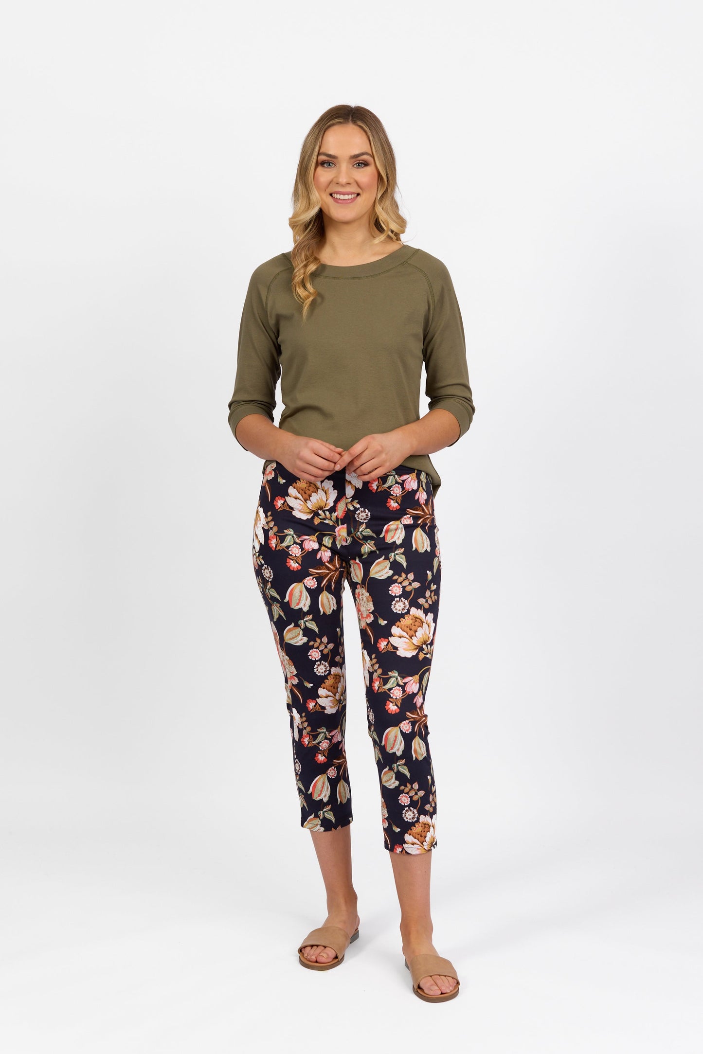 271LW Freya - Printed Skinny Leg 7/8 Length Lightweight Pull On
