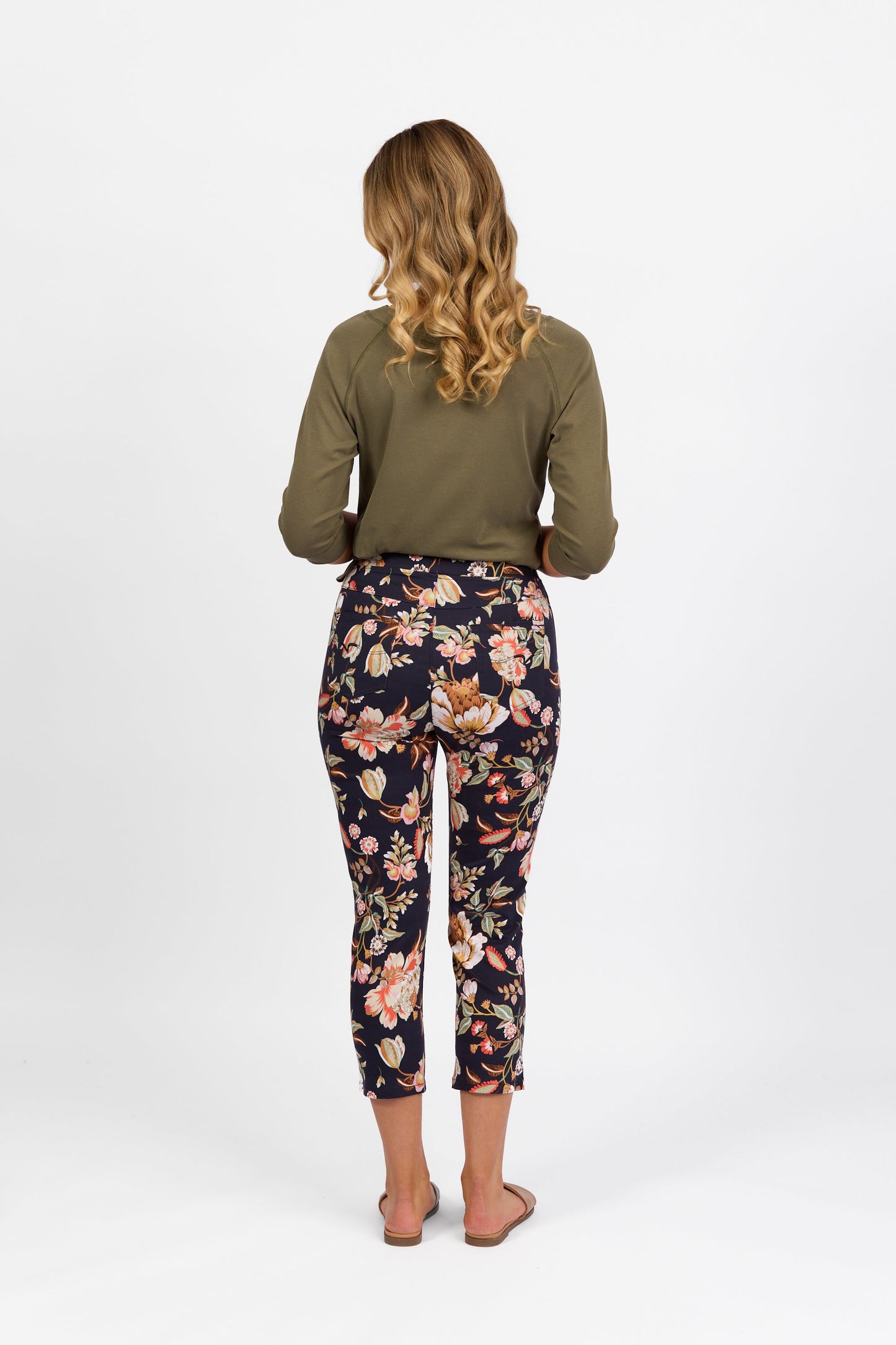 271LW Freya - Printed Skinny Leg 7/8 Length Lightweight Pull On