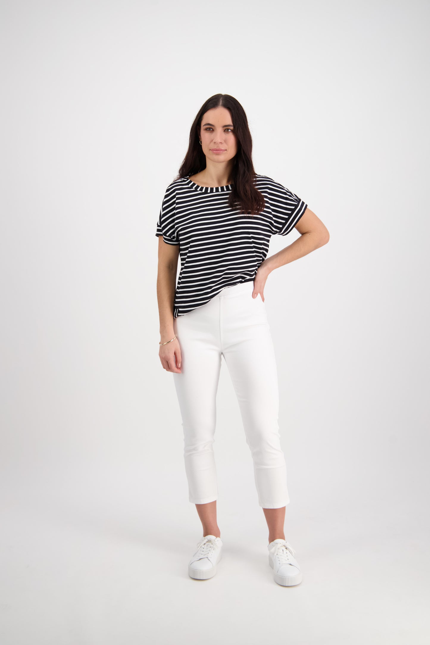 271LW White - Plain Skinny Leg 7/8 Length Lightweight Pull On - Vassalli