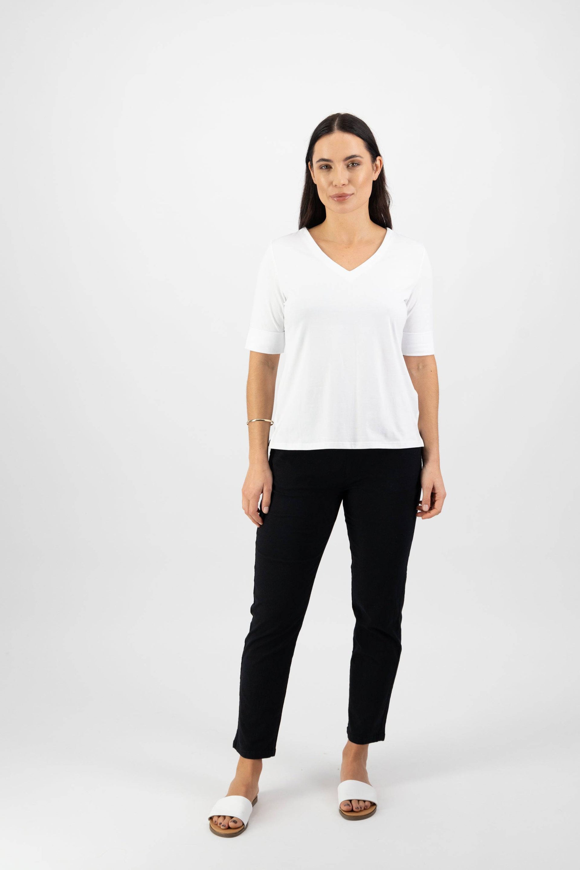 4264 White - V Neck Top - Vassalli