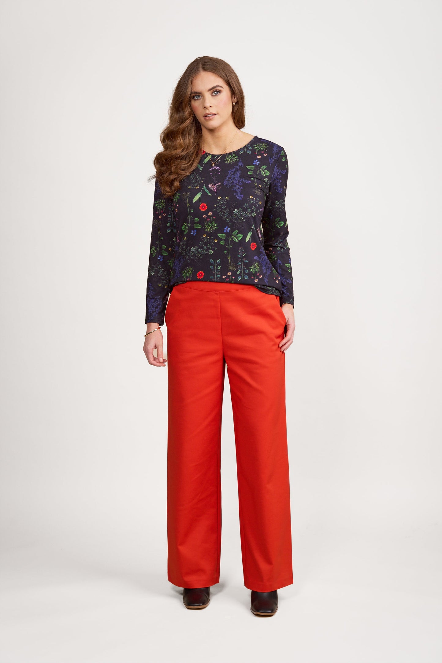 4310 Halo - Long Sleeve Round Neck Top - Vassalli