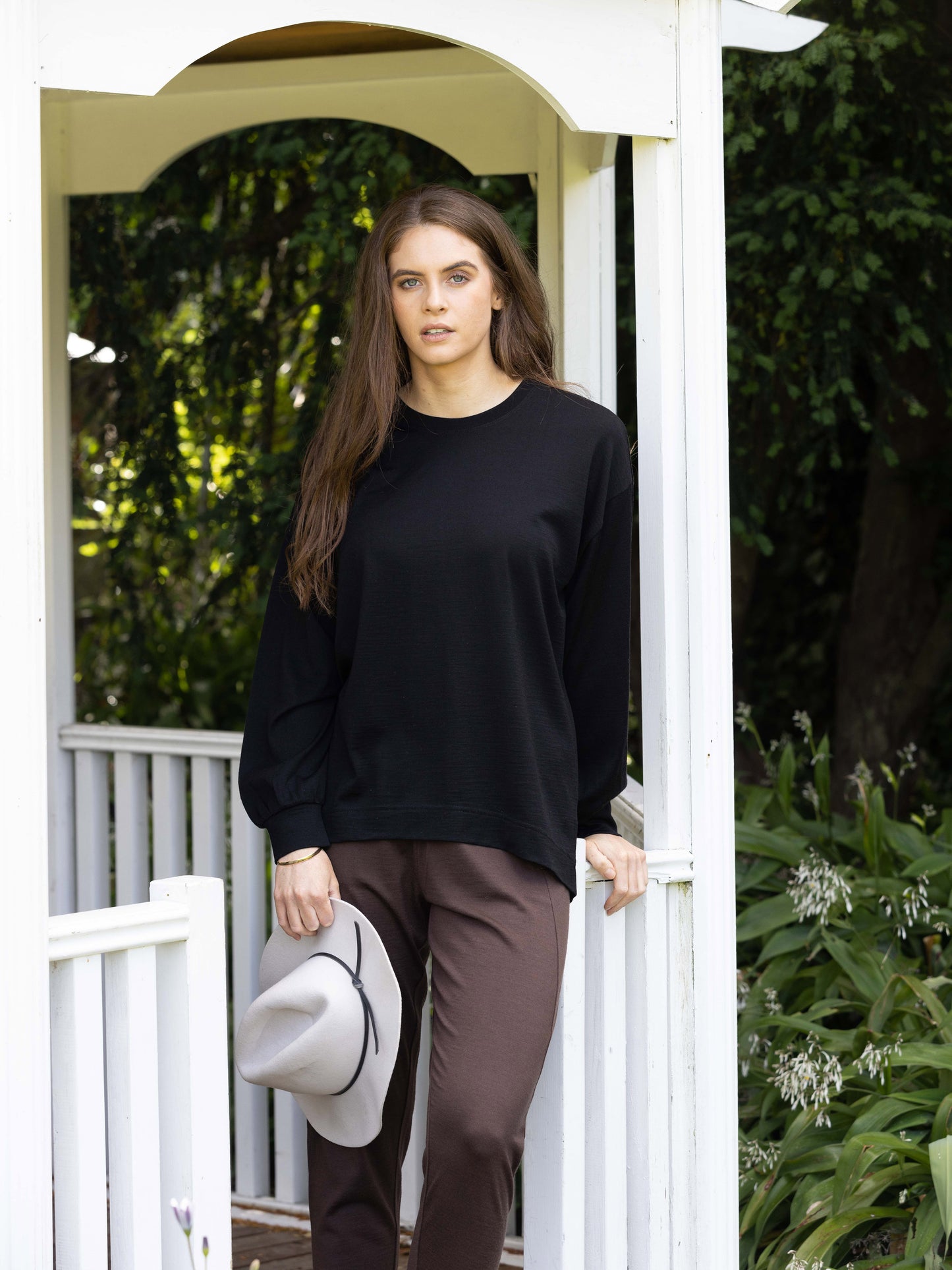 4391 Black - 100% Merino Round Neck Drop Shoulder Top - Vassalli