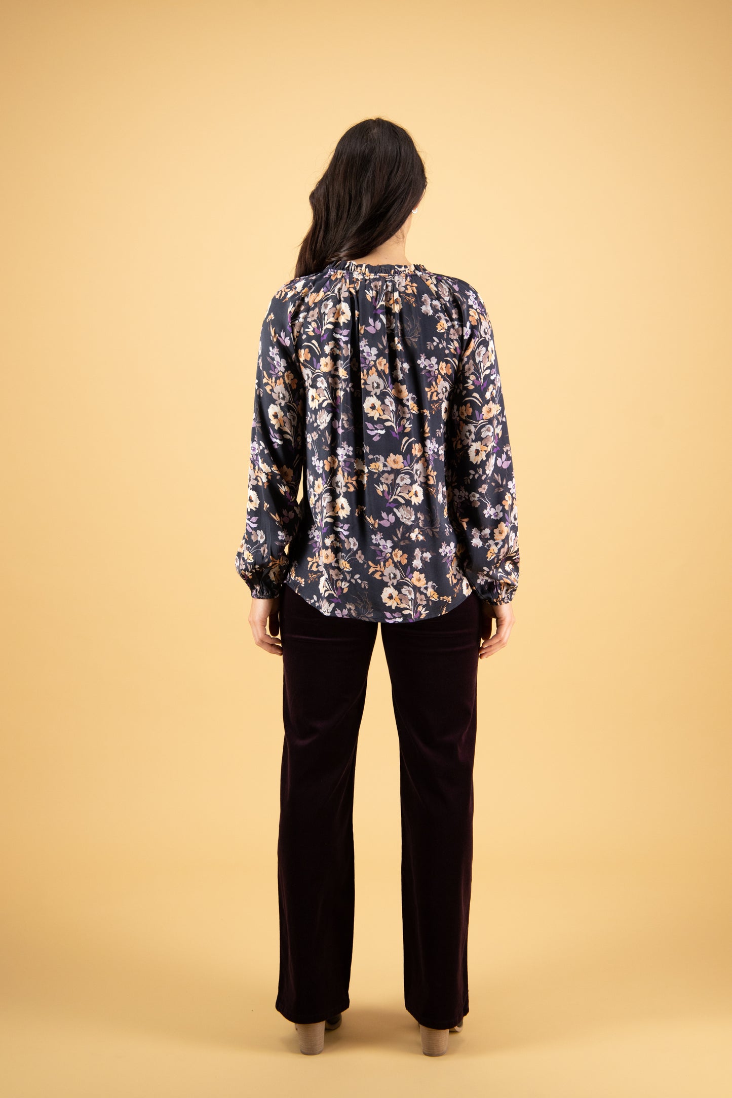 4404 Flora - Printed V Neck Top with Front Frill and Neck Ties - Vassalli