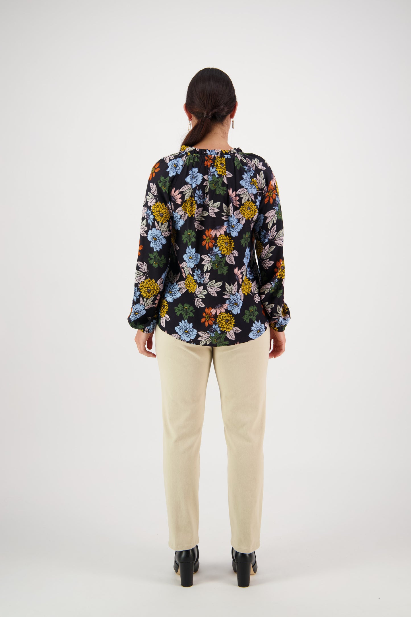 4404 Viva La Bloom - V Neck Top with Front Frill and Neck Ties - Vassalli