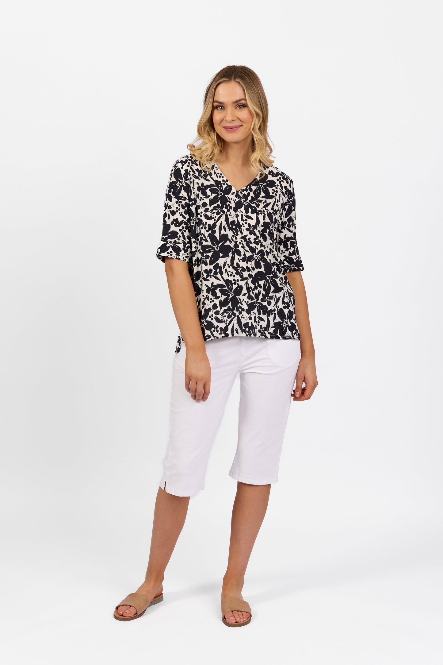 4423 Coco - V Neck Top with Elbow Length Sleeve - Vassalli