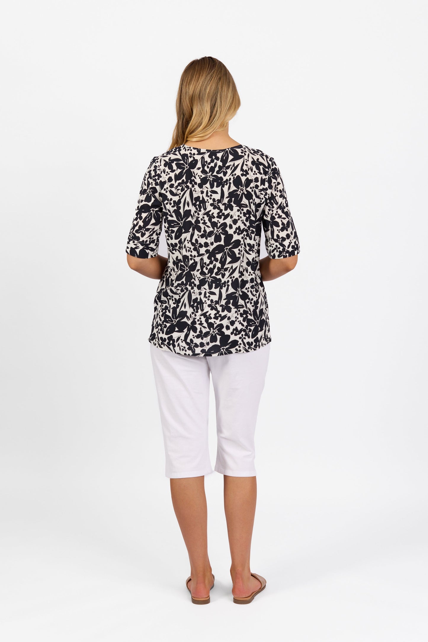 4423 Coco - V Neck Top with Elbow Length Sleeve - Vassalli