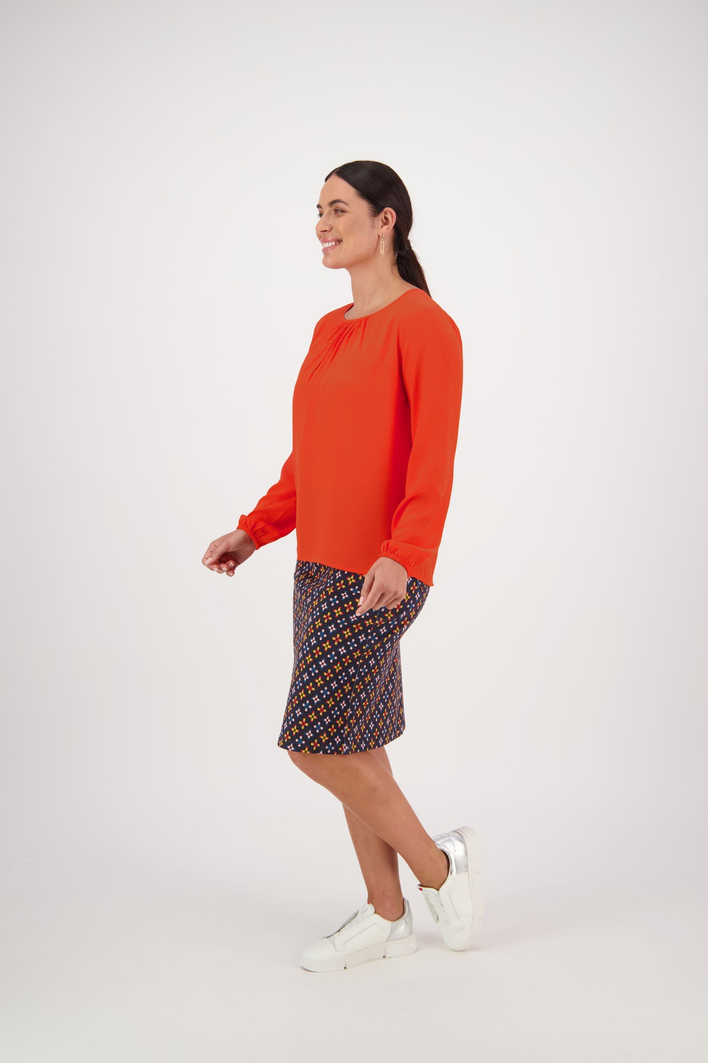 4446 Sunset - Long Sleeve Top with Gathered Neckline - Vassalli