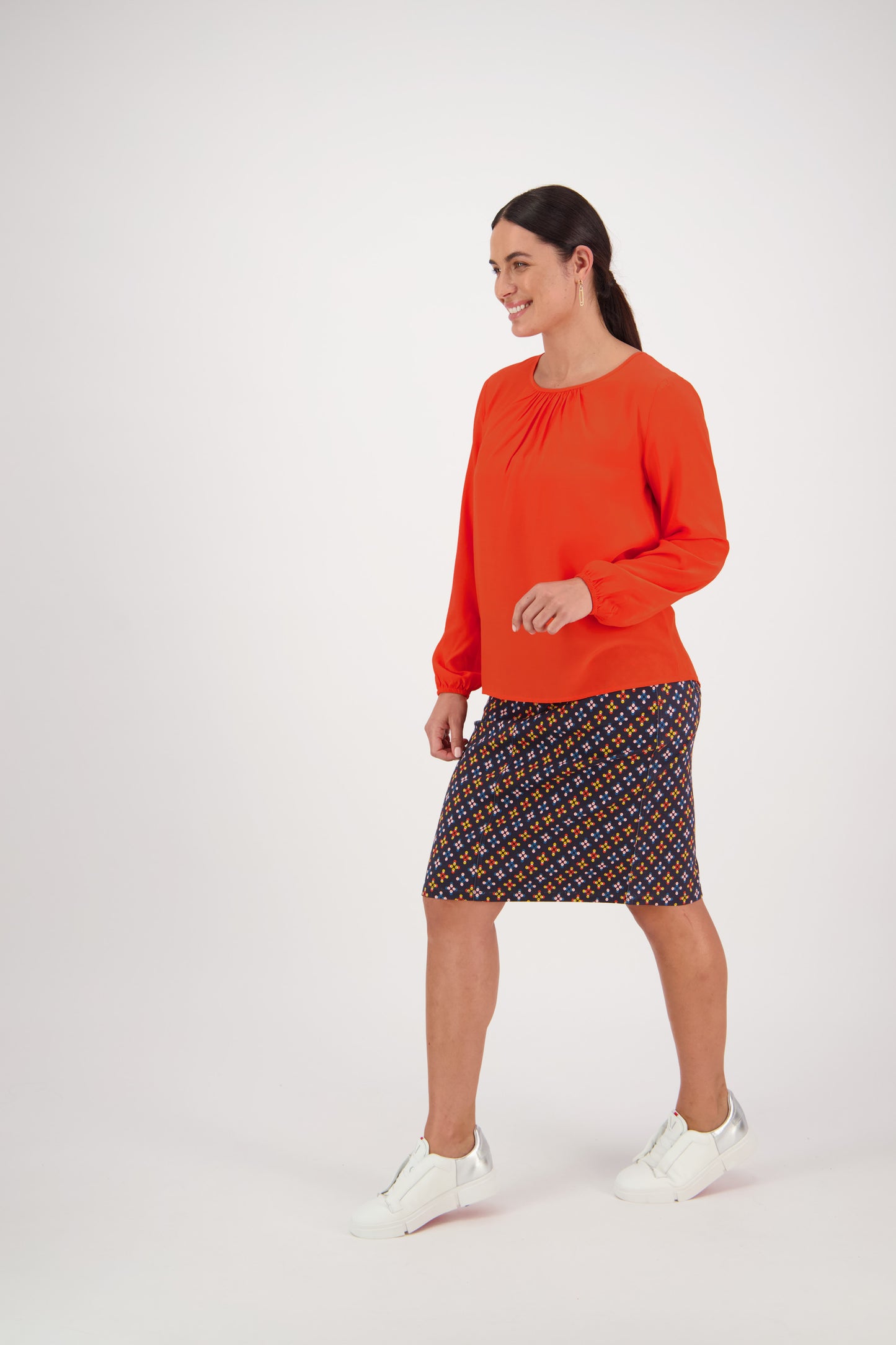 4446 Sunset - Long Sleeve Top with Gathered Neckline - Vassalli