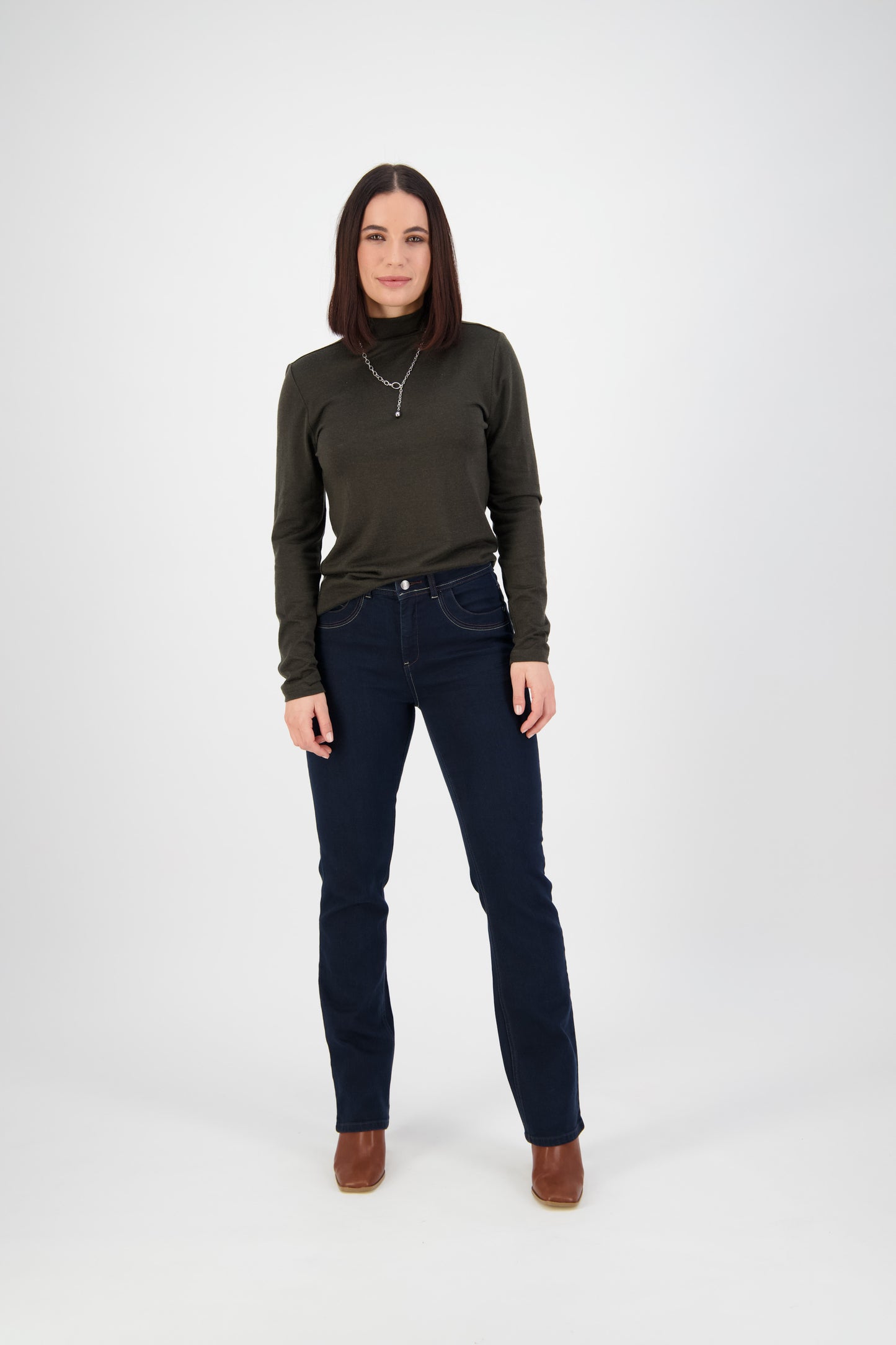 5557 Indigo Denim - Straight Leg Full Length Jean - Vassalli