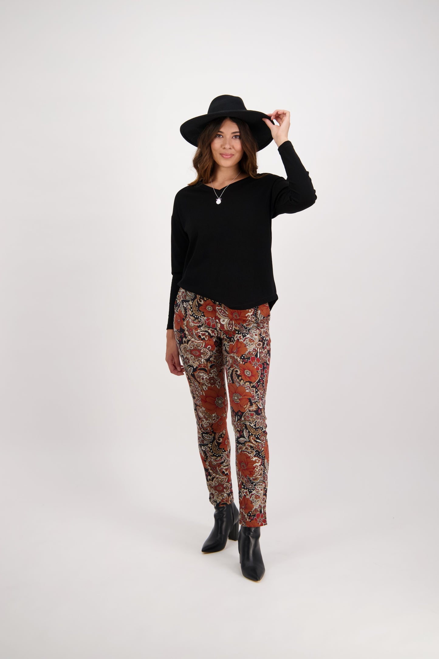 5899A Bohemian - Skinny Leg Ankle Grazer Printed Pant with Elastic Back Waist