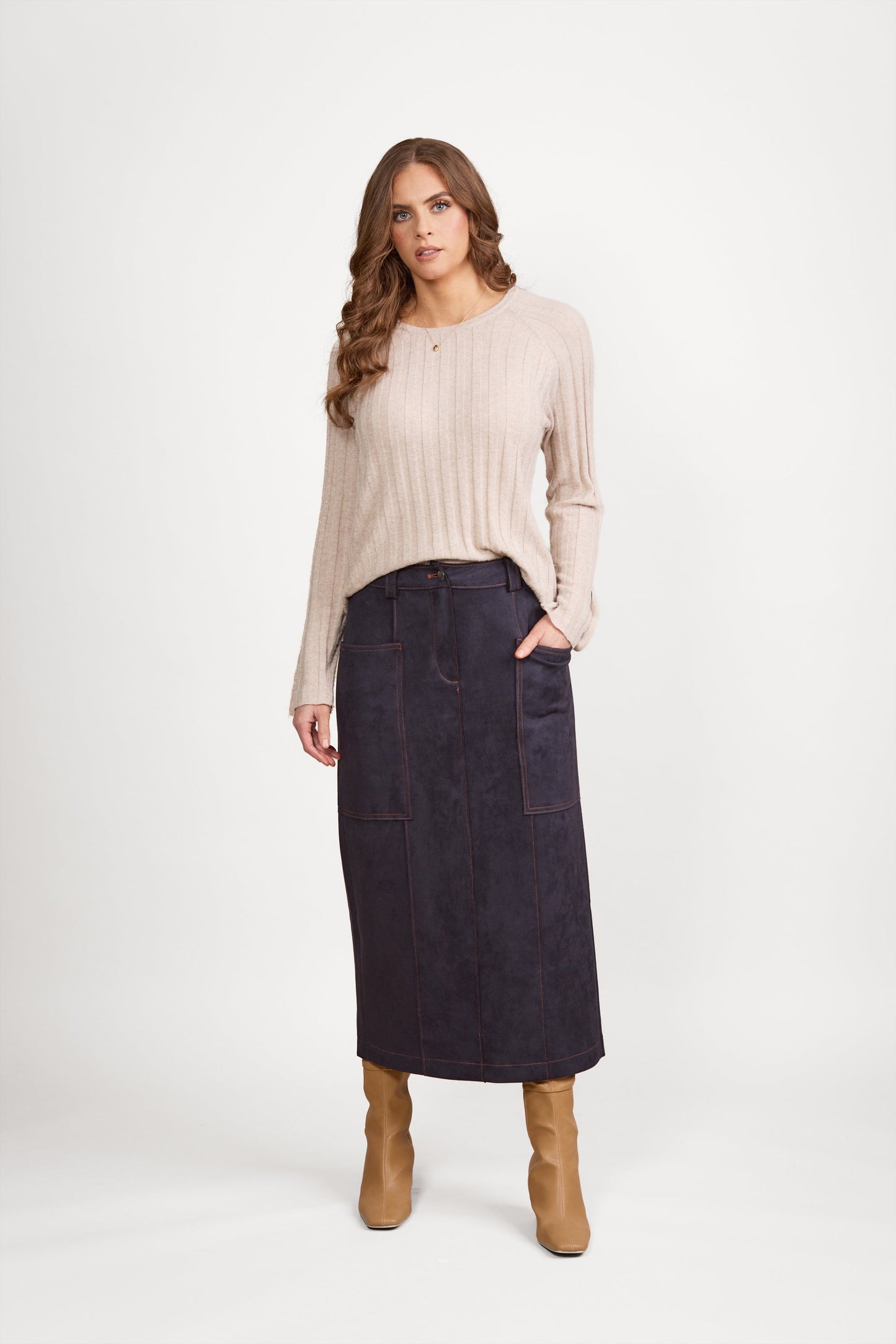 7063 Ink - Mid Length Skirt with Centre Back Split - Vassalli
