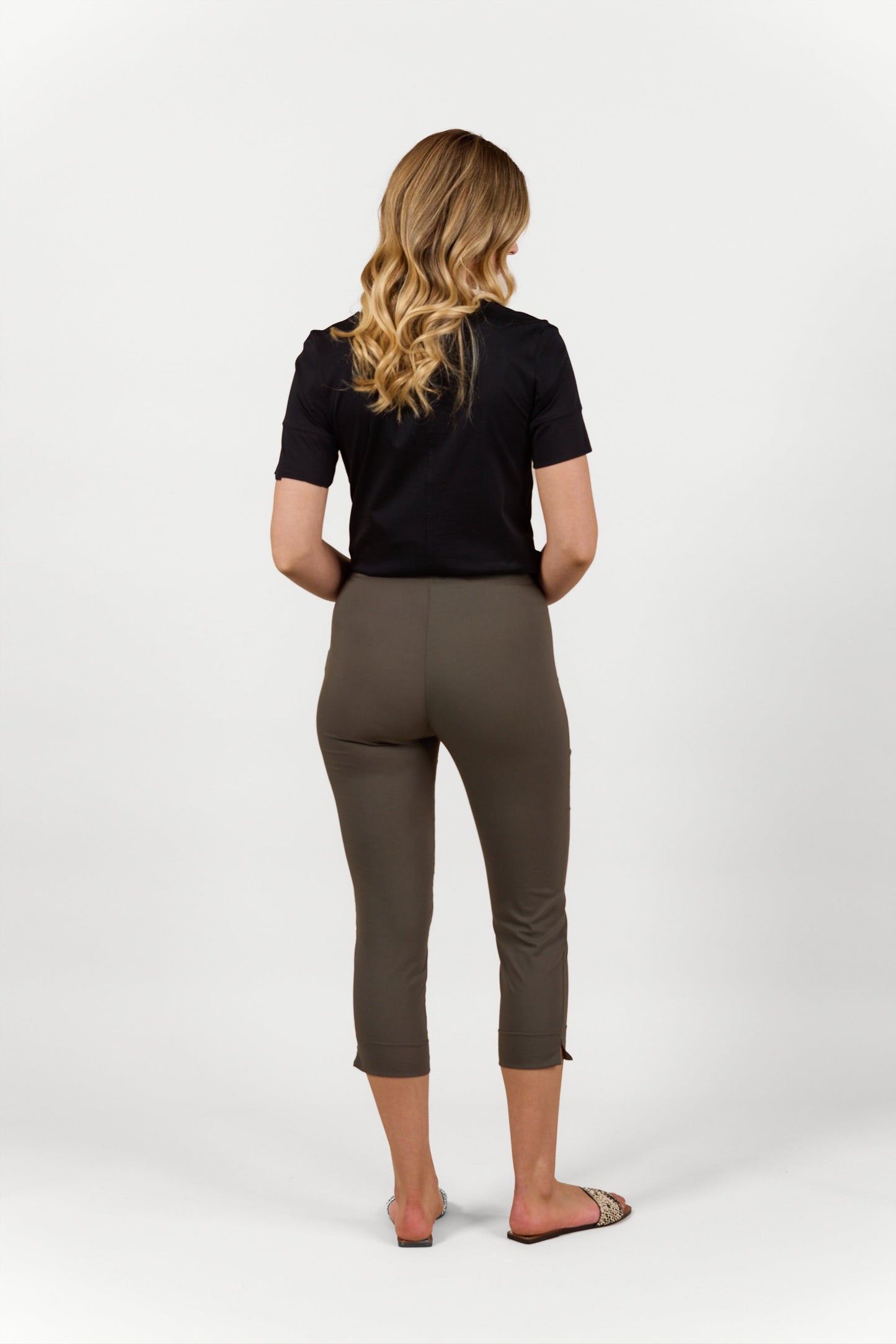 P5363 Khaki - Paris Crop - Vassalli