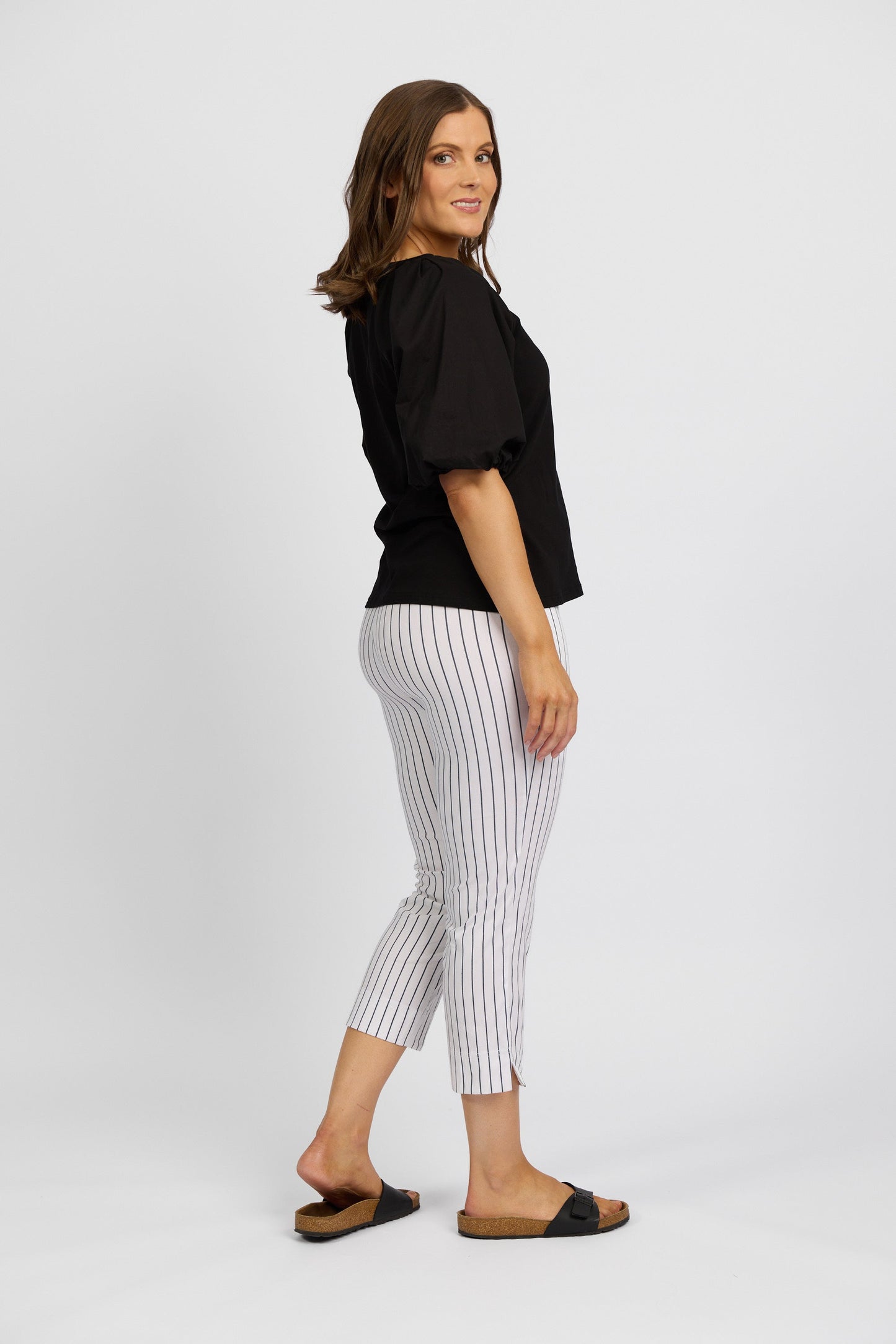 P5363 White w/ Stripe - Paris Crop - Vassalli