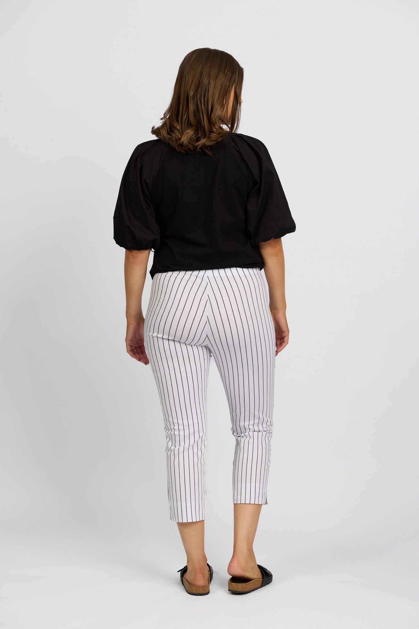 P5363 White w/ Stripe - Paris Crop - Vassalli
