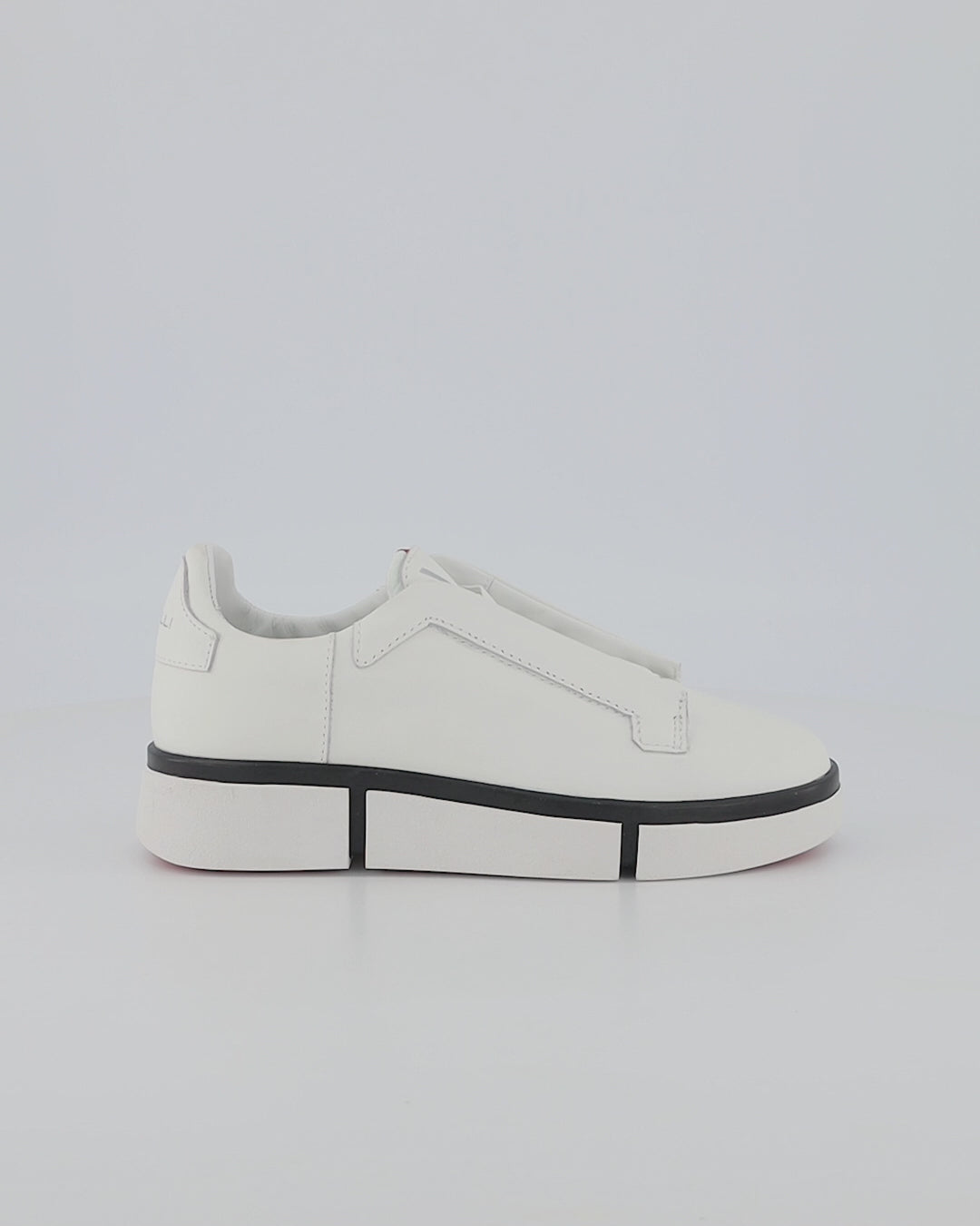 VS-003 White/White/Black - Laceless Sneaker Vassalli