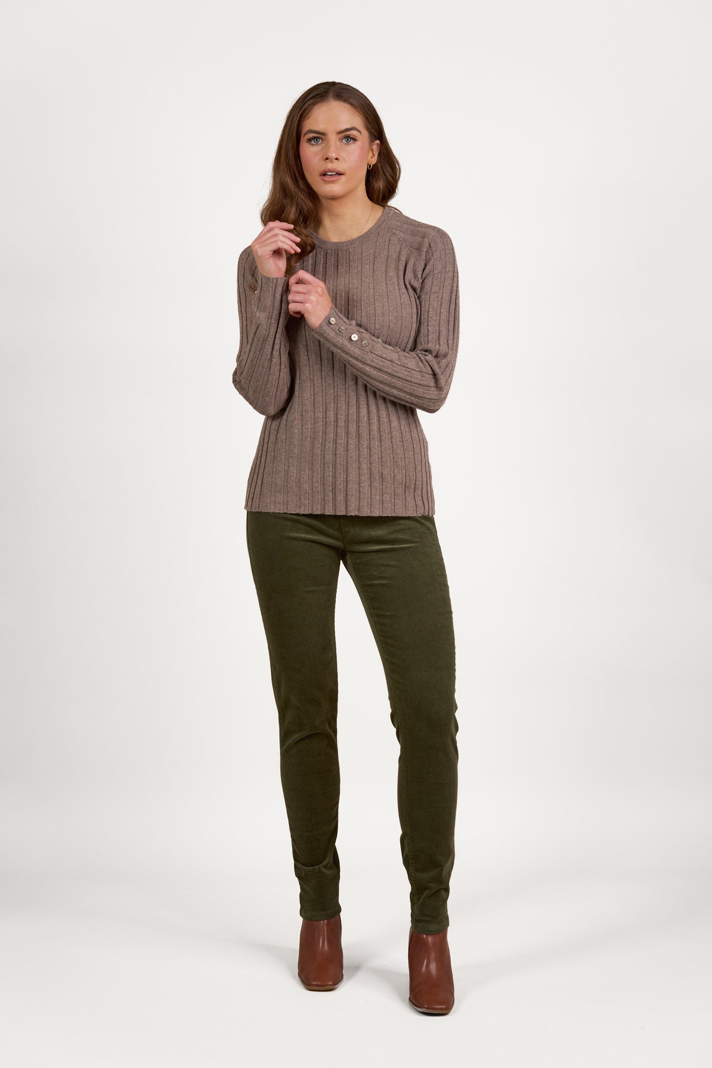 1071 Twig - Round Neck Ribbed Knit Jumper with Dome Cuff Detail - Vassalli