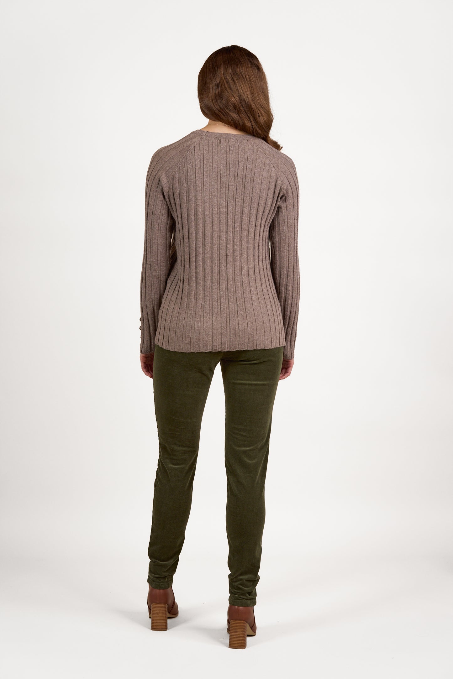 1071 Twig - Round Neck Ribbed Knit Jumper with Dome Cuff Detail - Vassalli