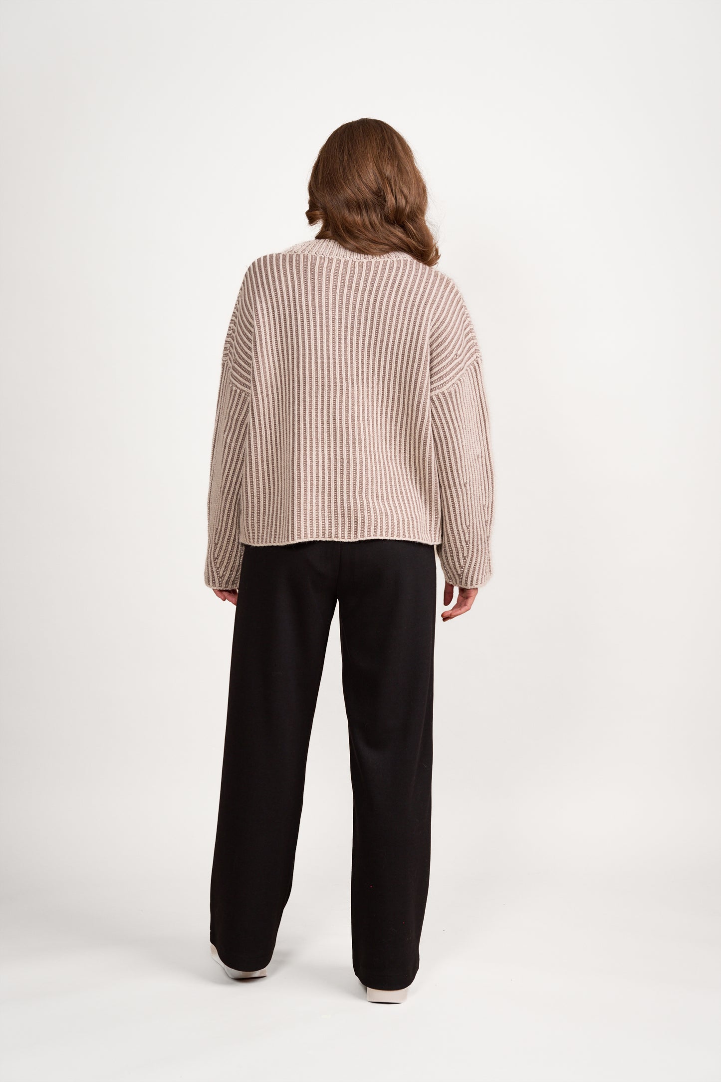 1077 Oatmeal/Brown - High Neck Two Tone Sweater with Shaped Sleeve - Vassalli