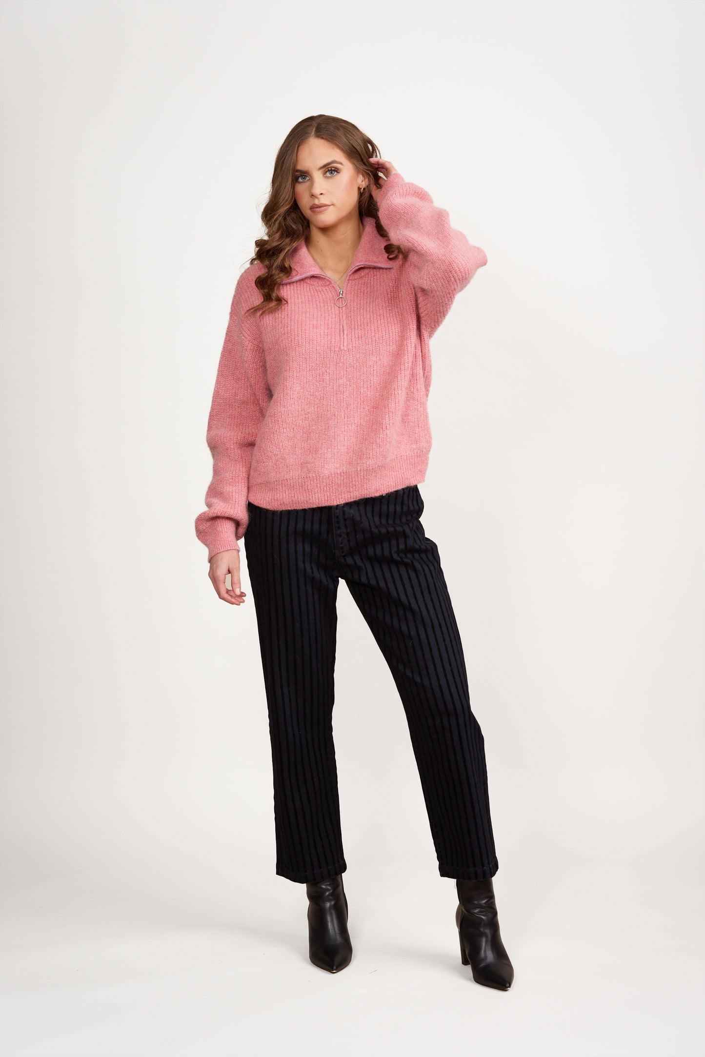 1080 Rose Pink - Relaxed Fit Half Zip Sweater with Collar - Vassalli