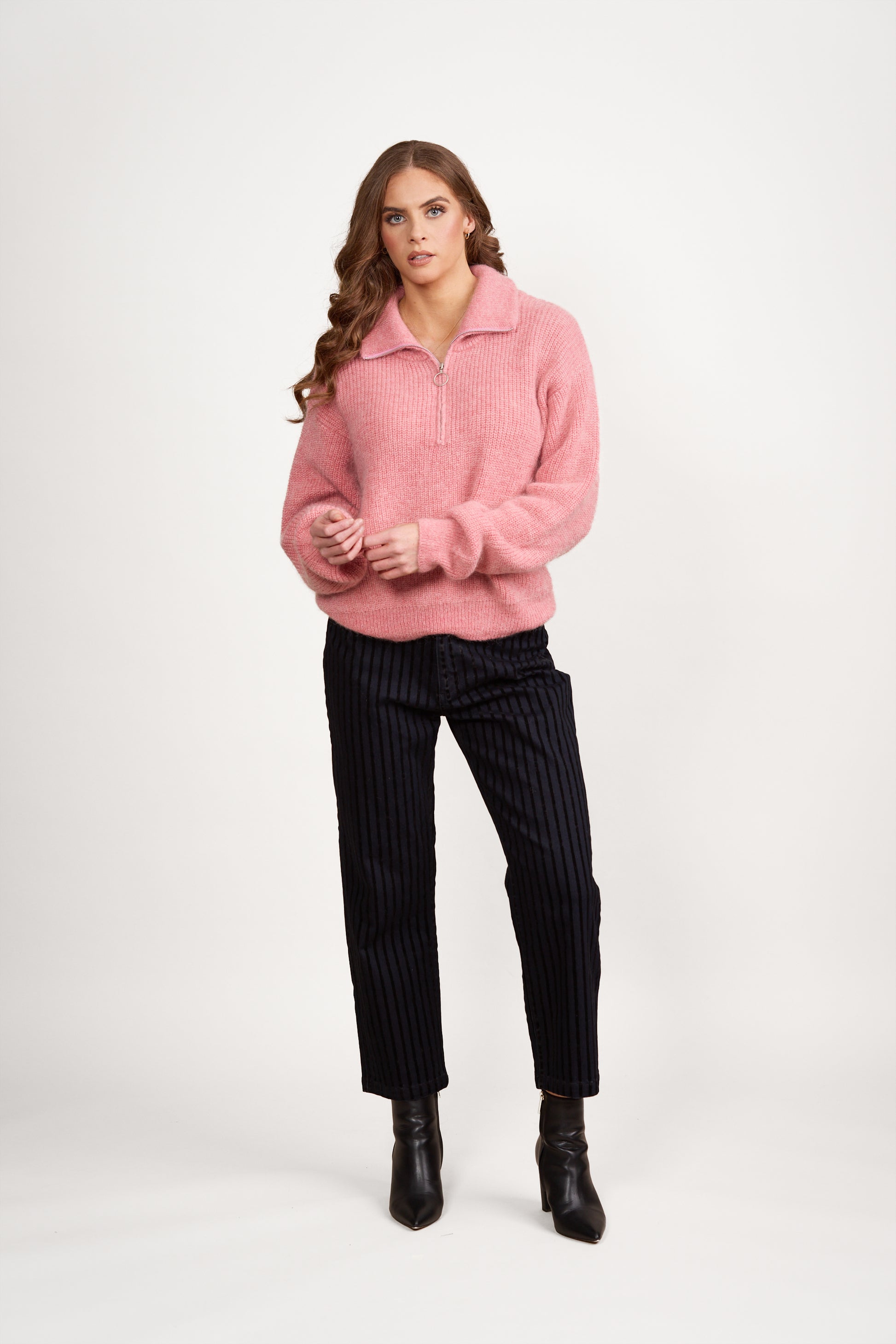 1080 Rose Pink - Relaxed Fit Half Zip Sweater with Collar - Vassalli