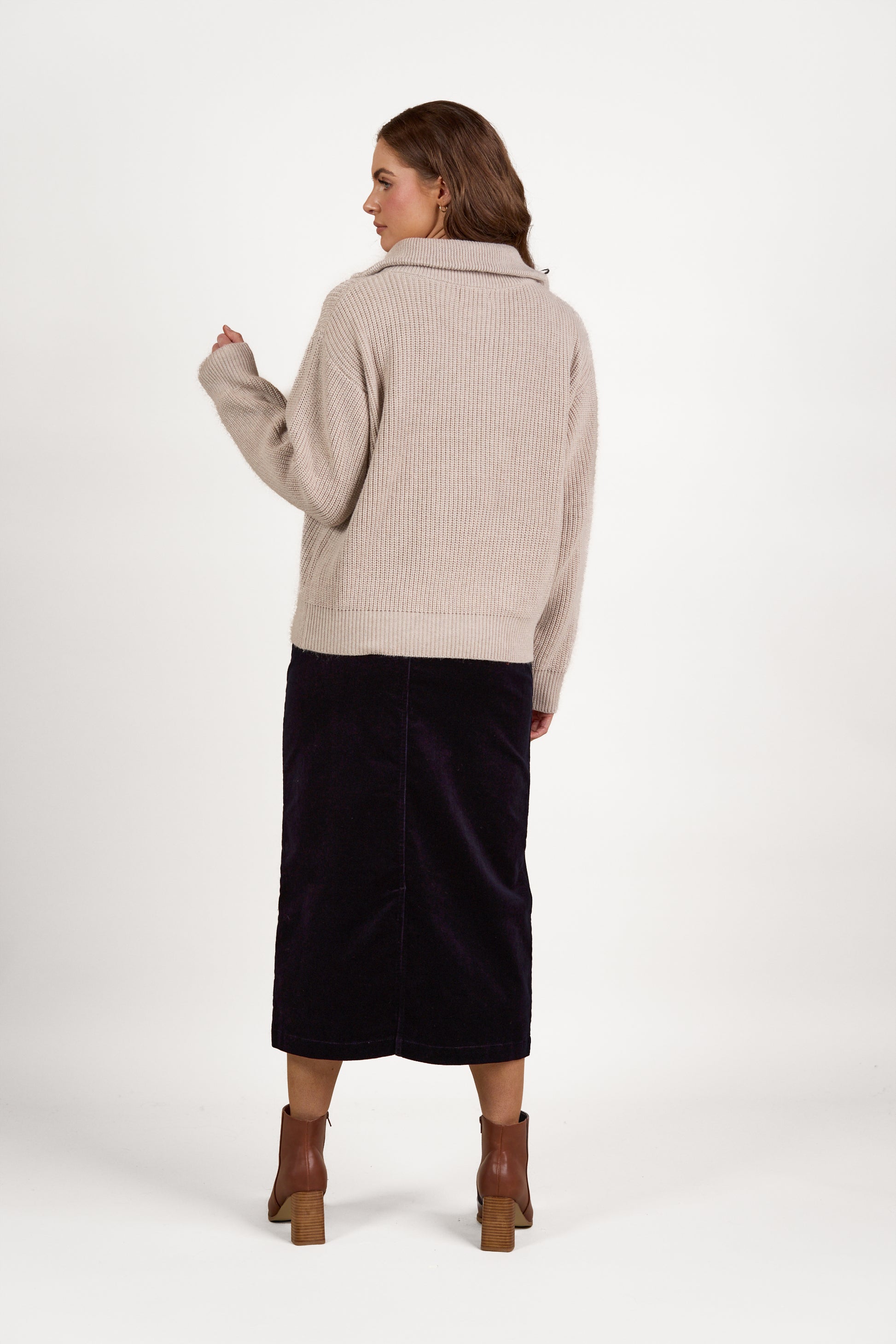 1080 Oatmeal - Relaxed Fit Half Zip Sweater with Collar - Vassalli