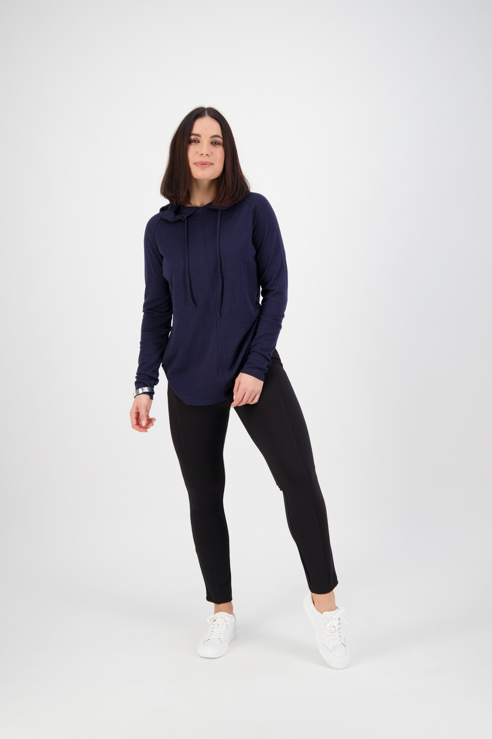 12105 Black - Skinny Leg Ankle Grazer Ponti Pull-On - Vassalli