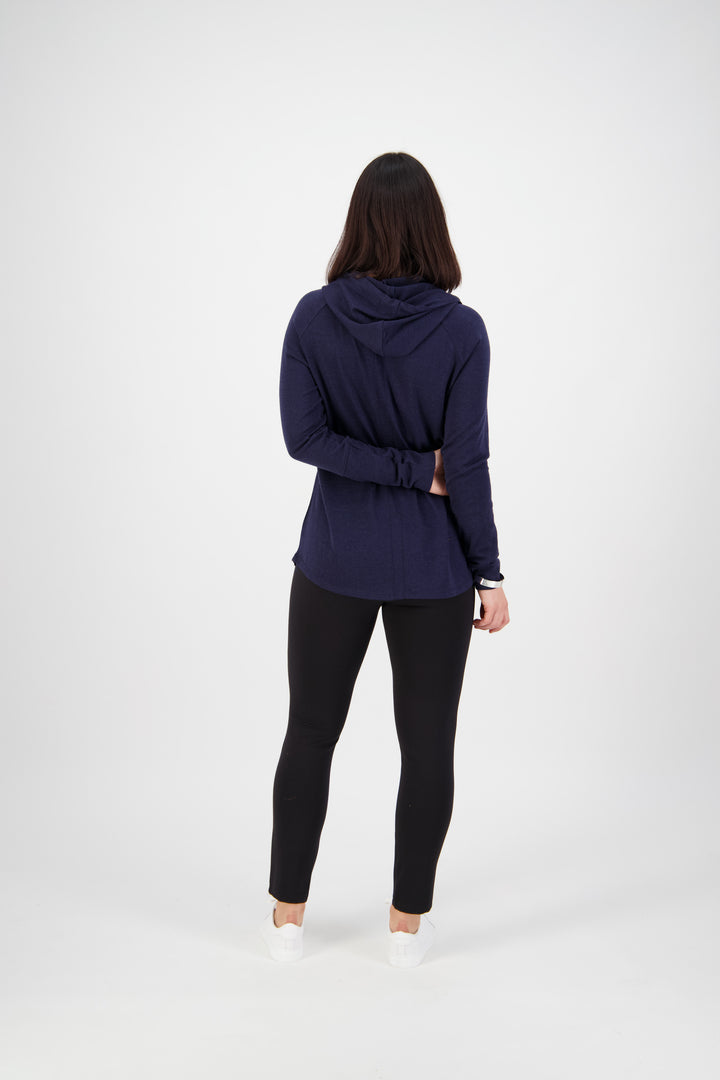 12105 Black - Skinny Leg Ankle Grazer Ponti Pull-On - Vassalli