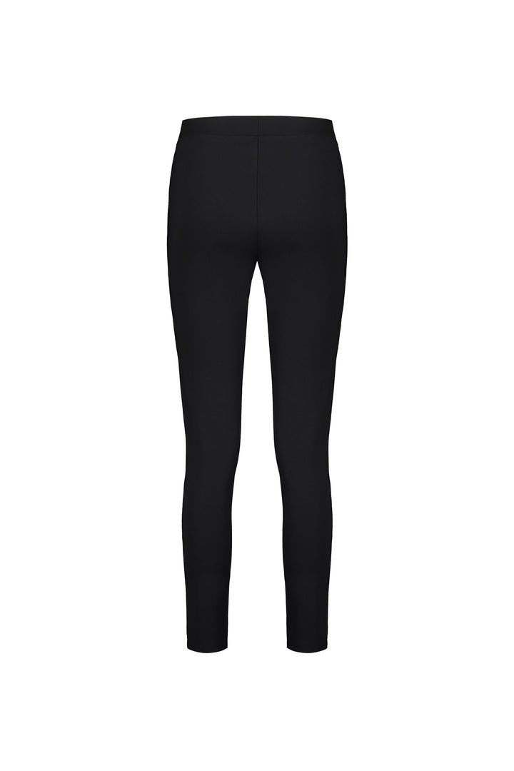 12105 Black - Skinny Leg Ankle Grazer Ponti Pull-On - Vassalli