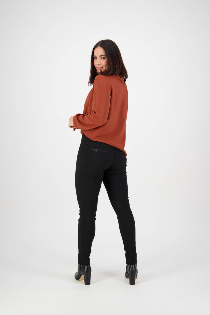 230AF Black - Skinny Leg Full Length Embossed Pull-On - Vassalli