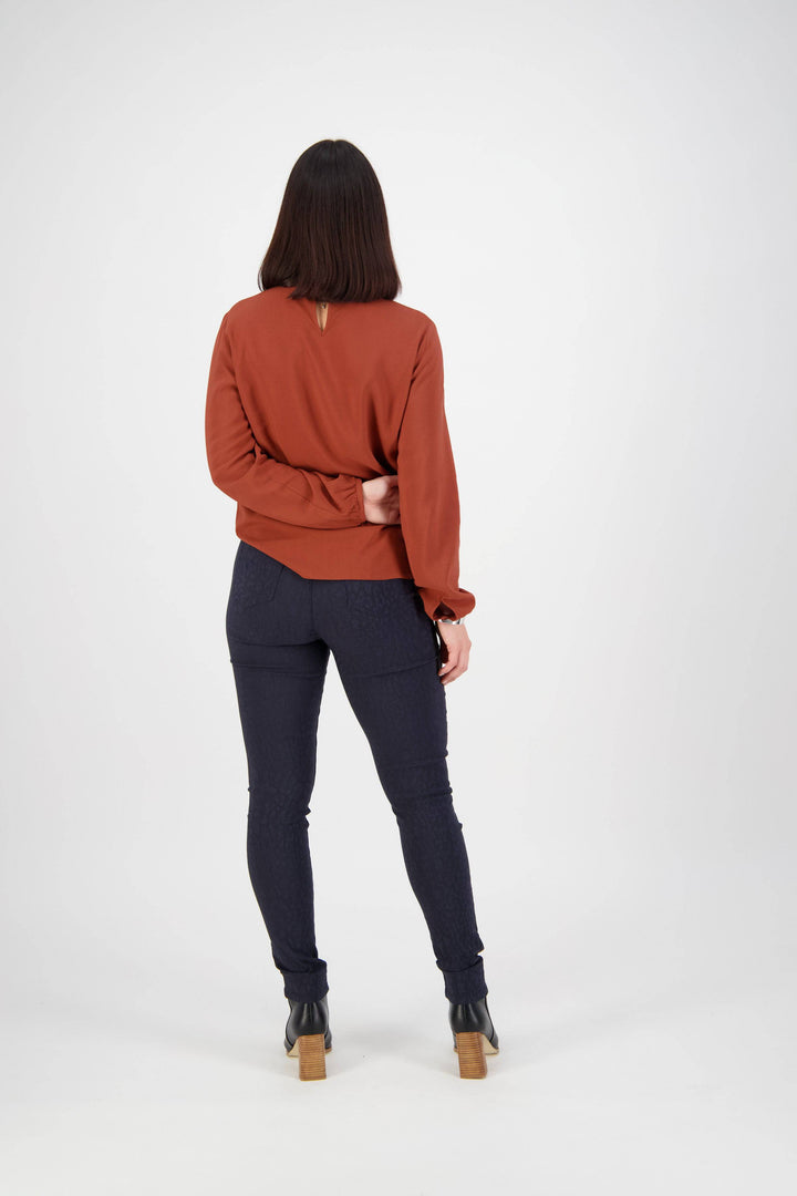 230AF Navy - Skinny Leg Full Length Embossed Pull-On - Vassalli
