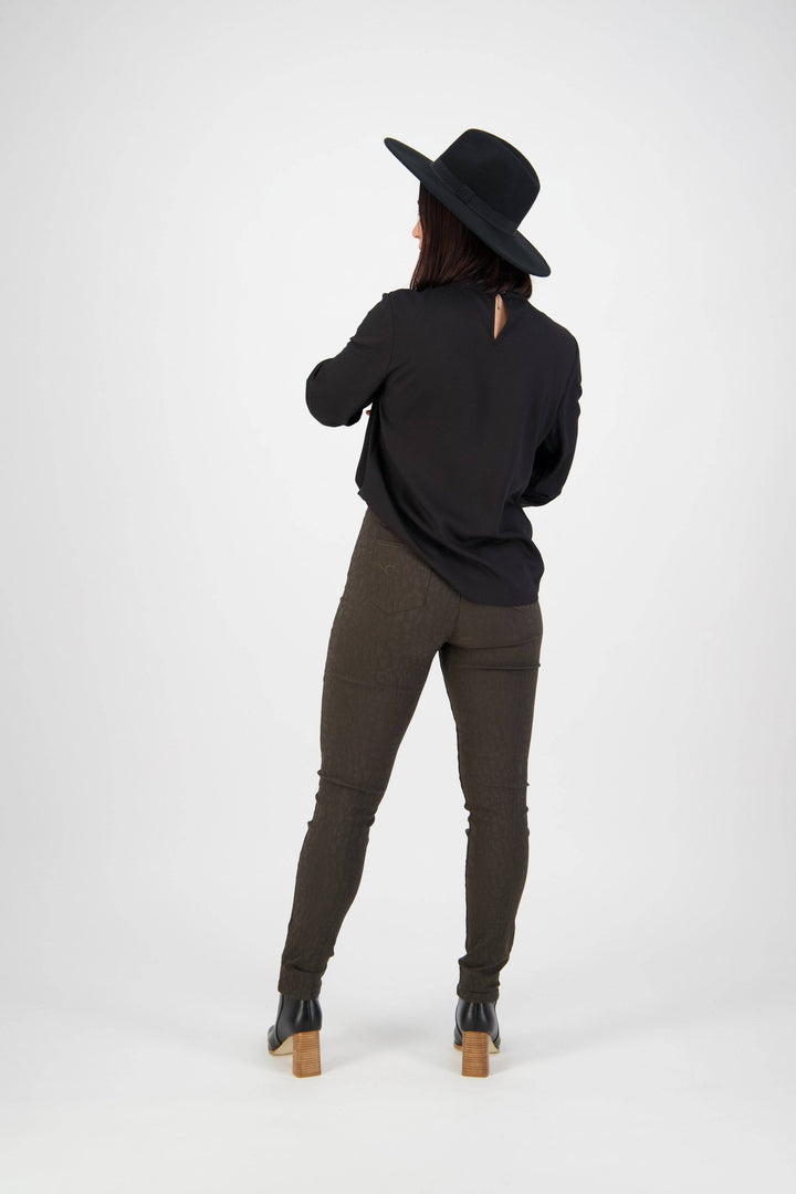 230AF Olive - Skinny Leg Full Length Embossed Pull-On - Vassalli