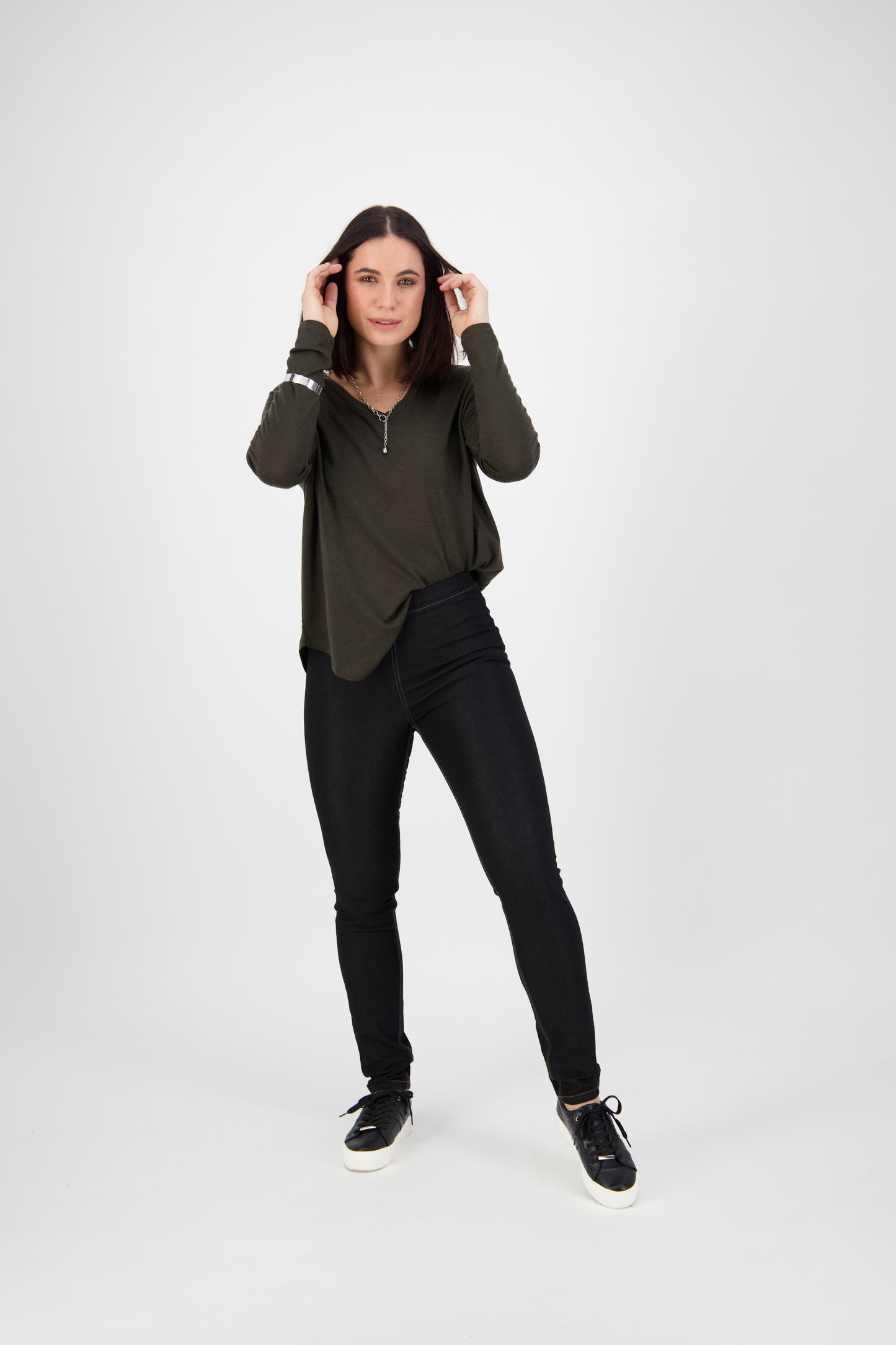 230CS Black Denim - Skinny Leg Full Length Contrast Stitch Denim Pull-On - Vassalli