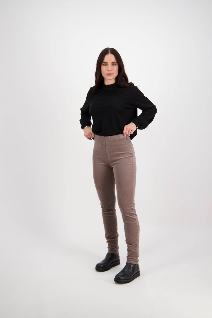230M Taupe - Skinny Leg Full Length Pinwale Cord Pull-On - Vassalli