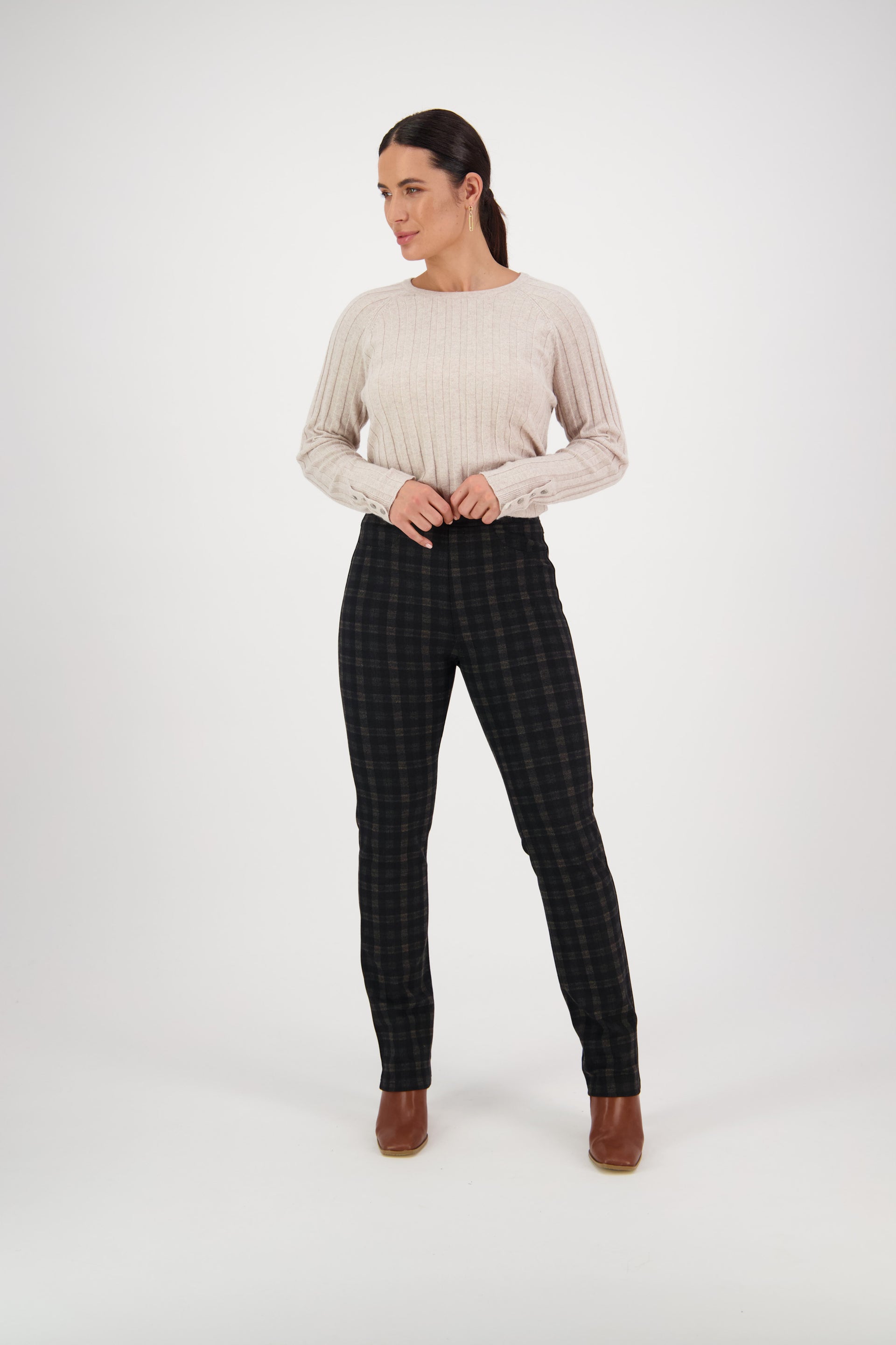 234 Halifax - Slim Leg Full Length Ponti Pull-On - Vassalli