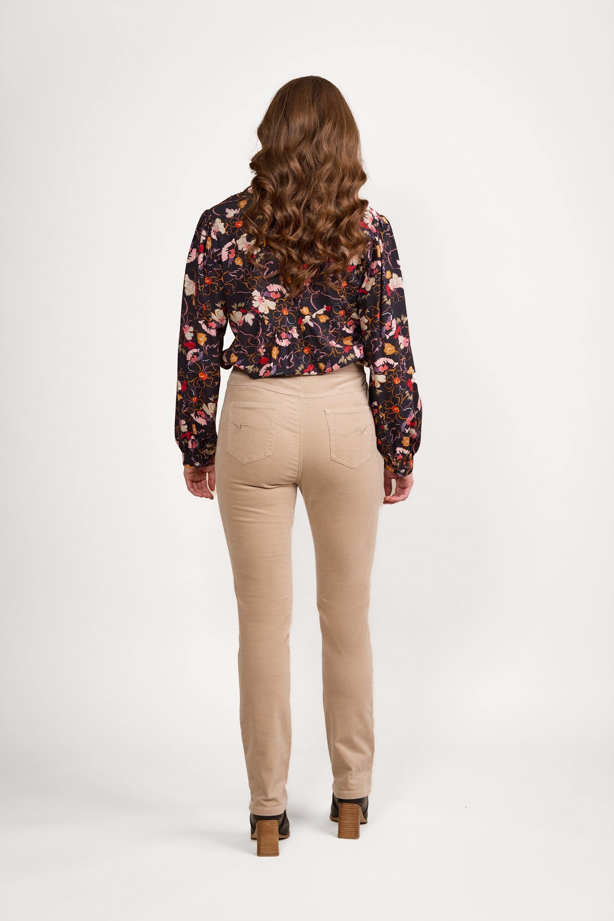 234M Oat - Slim Leg Full Length Pinwale Cord Pull-On - Vassalli