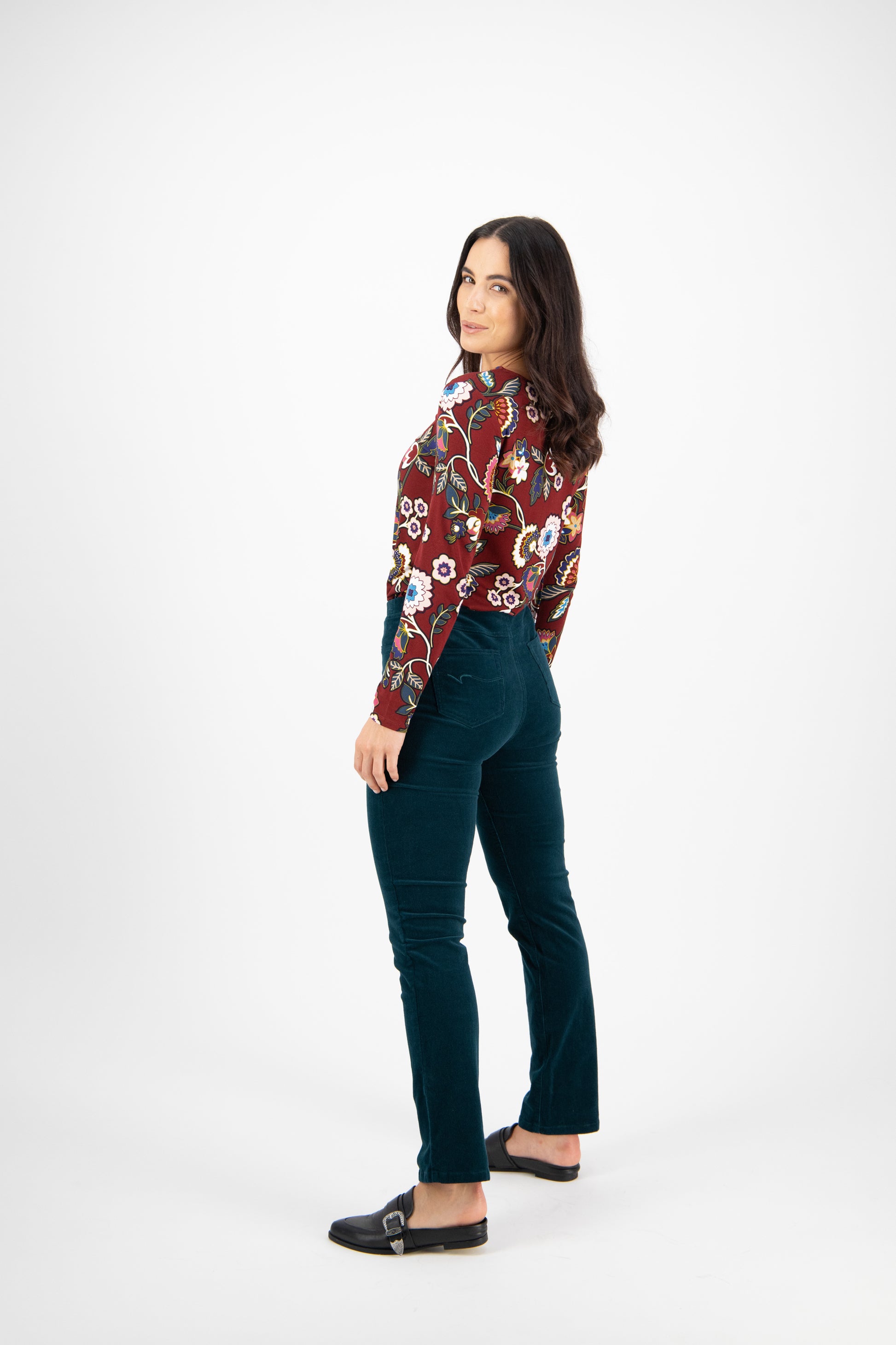 234M Peacock - Slim Leg Full Length Pinwale Cord Pull-On - Vassalli