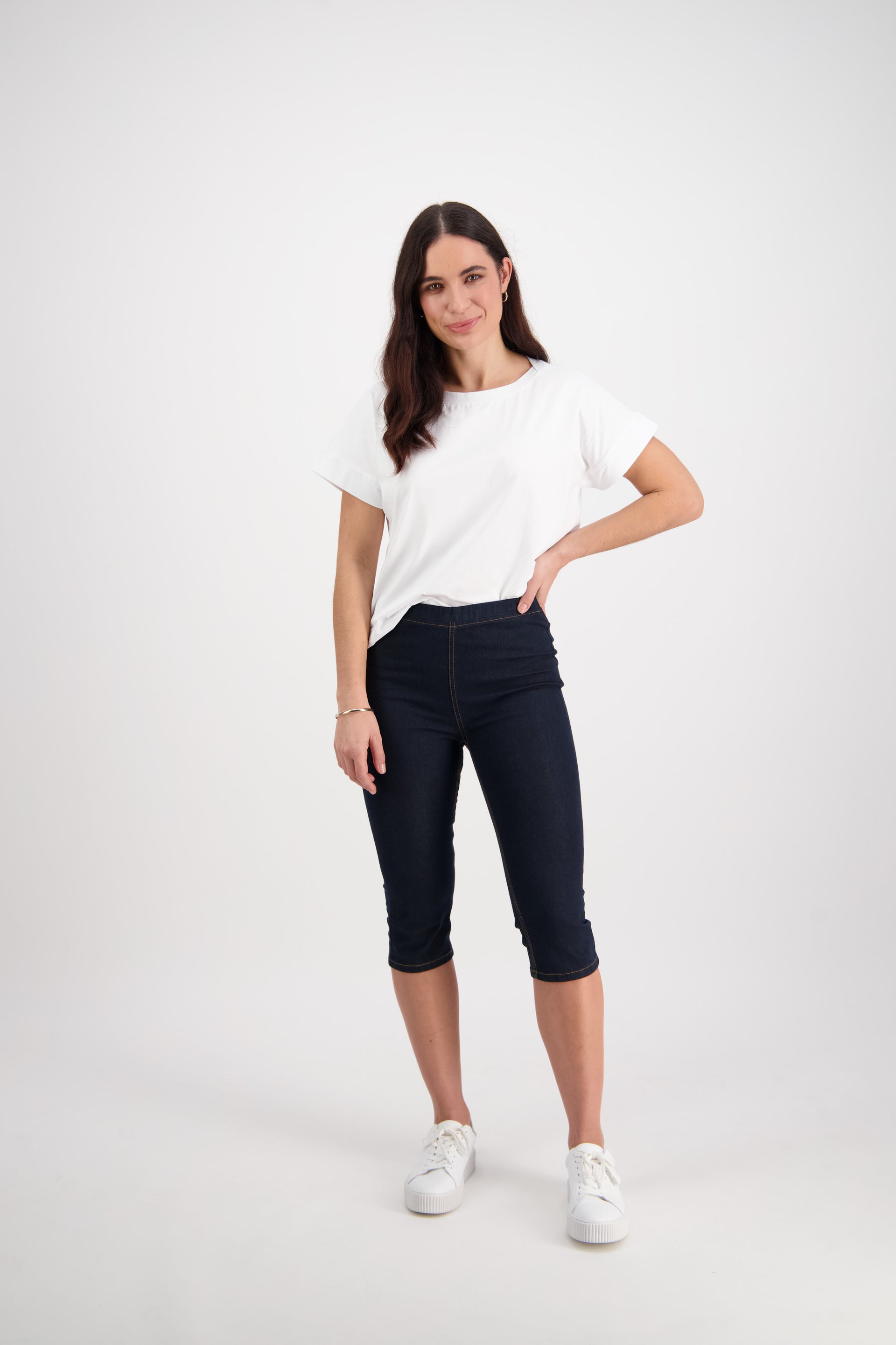 261CS Indigo Denim - Skinny Leg 3/4 Length Contrast Stitch Denim Pull-On - Vassalli