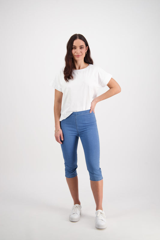 261CS Light Denim - Skinny Leg 3/4 Length Contrast Stitch Denim Pull On - Vassalli