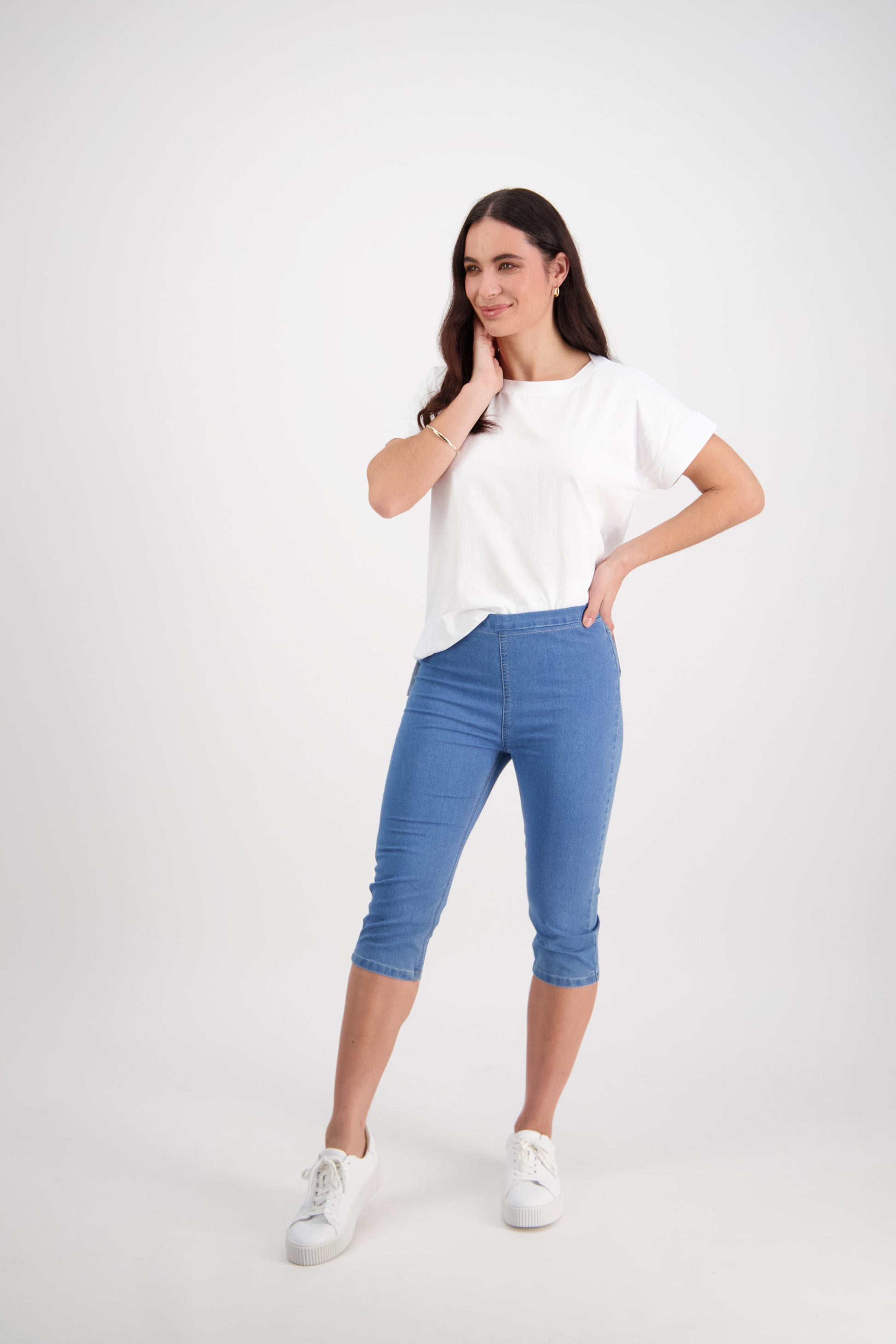 261CS Light Denim - Skinny Leg 3/4 Length Contrast Stitch Denim Pull On - Vassalli