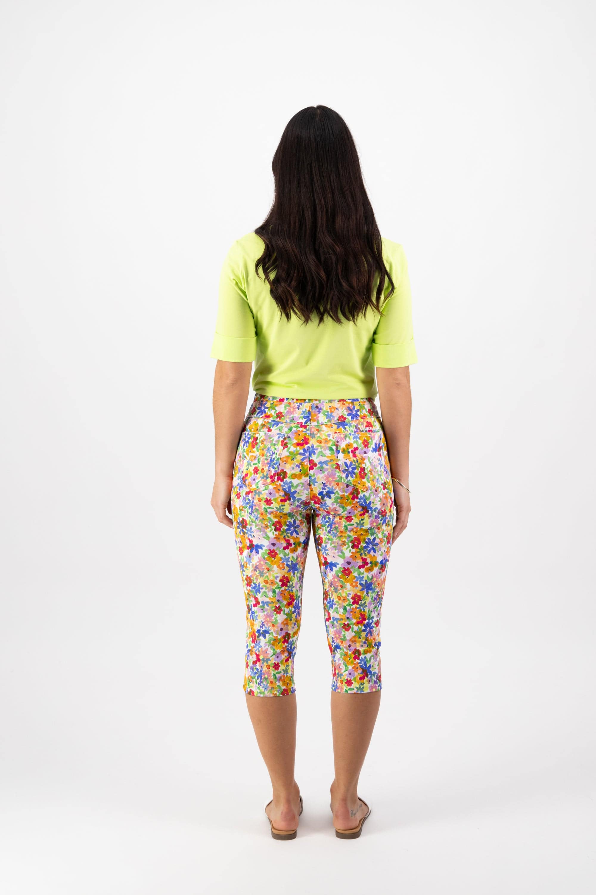 261LW Bloom - Printed Skinny Leg 3/4 Length Lightweight Pull-On - Vassalli