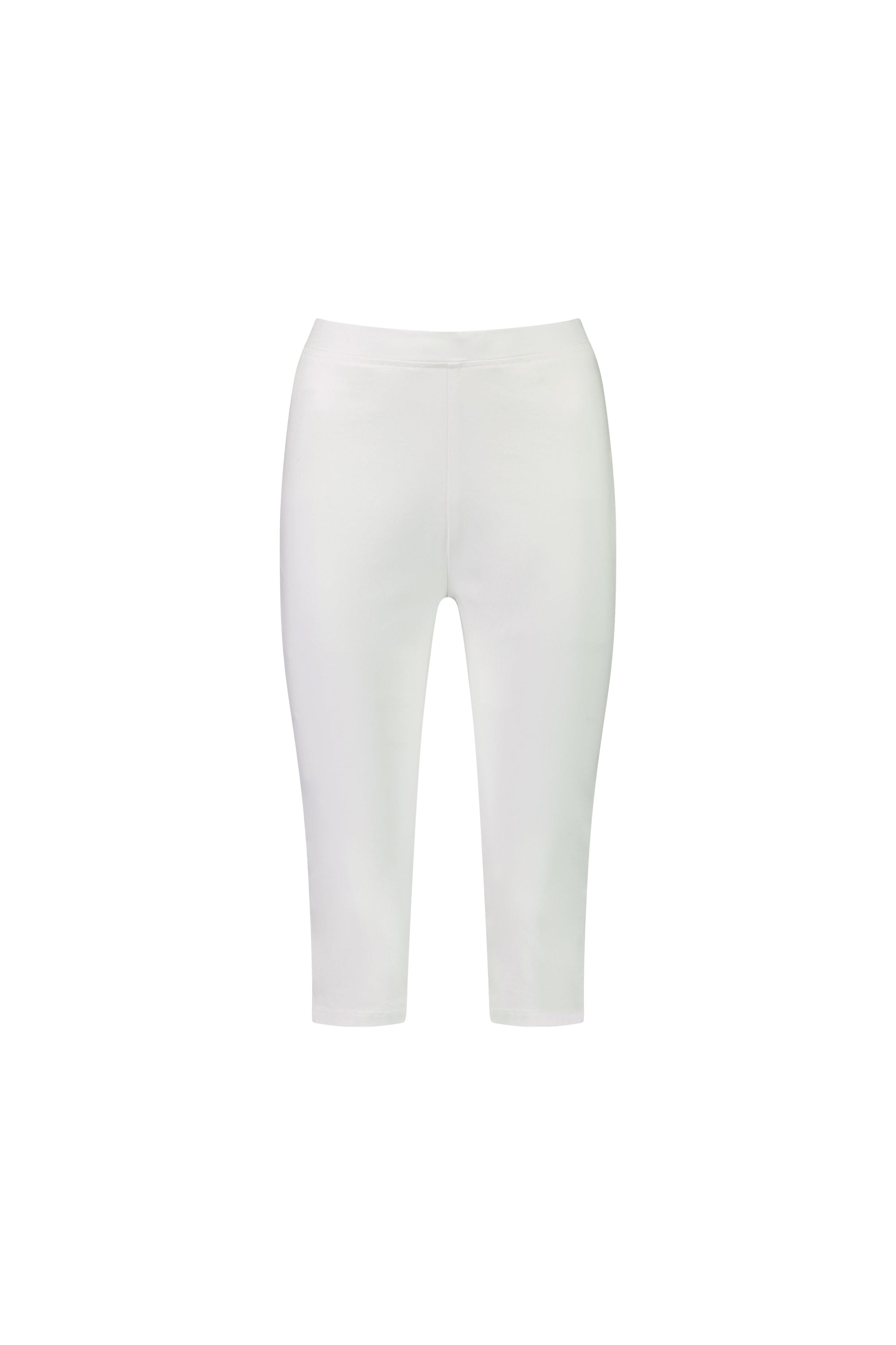 The Vassalli Atlas 3/4 Pant in white features a knee-length, fitted skinny leg and high waist. These seamless pull-on leggings have a smooth look without visible logos or embellishments, shown against a plain white background.
