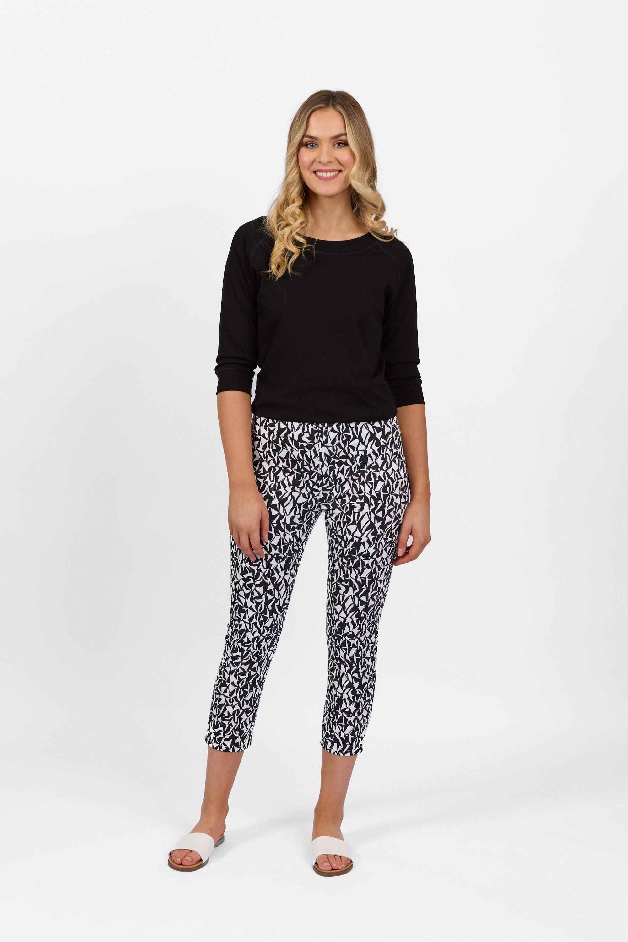 271LW Accent - Printed Skinny Leg 7/8 Length Lightweight Pull-On - Vassalli