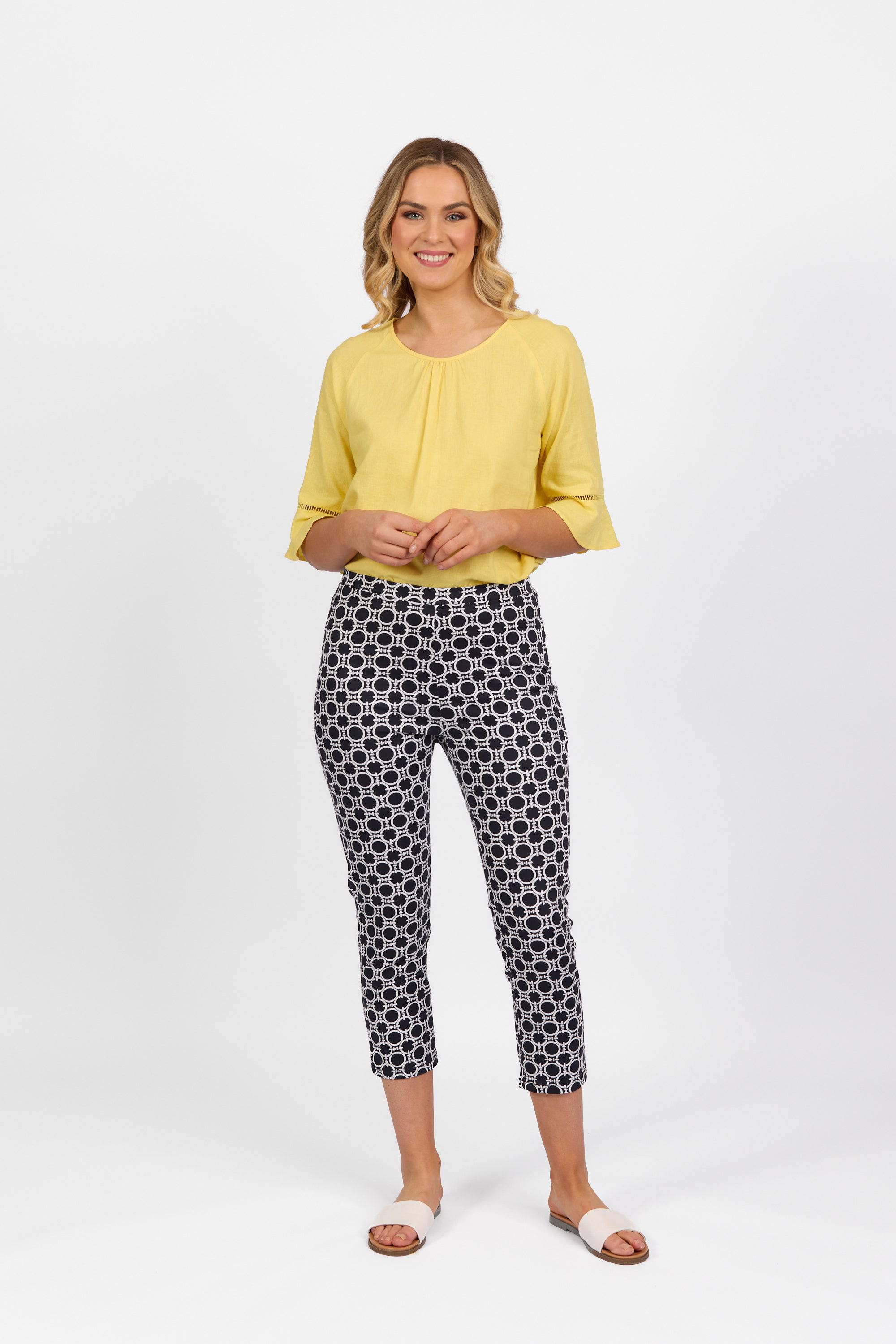 271LW Arlo - Printed Skinny Leg 7/8 Length Lightweight Pull-On - Vassalli