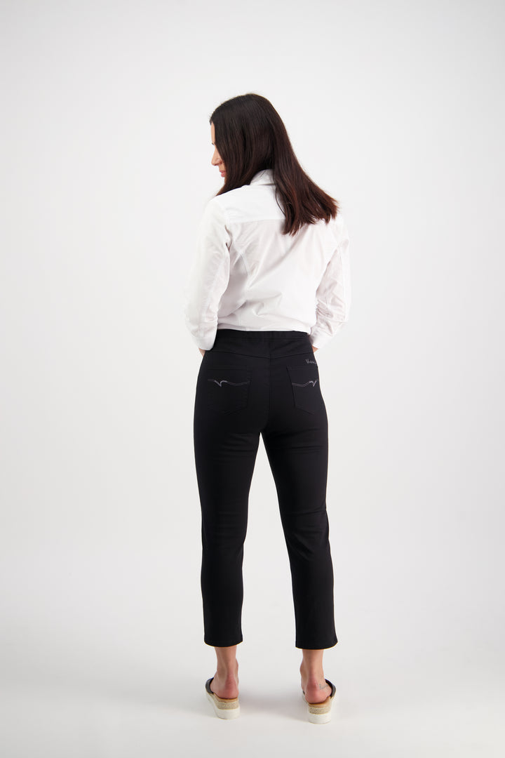 271LW Black - Plain Skinny Leg 7/8 Length Lightweight Pull-On - Vassalli